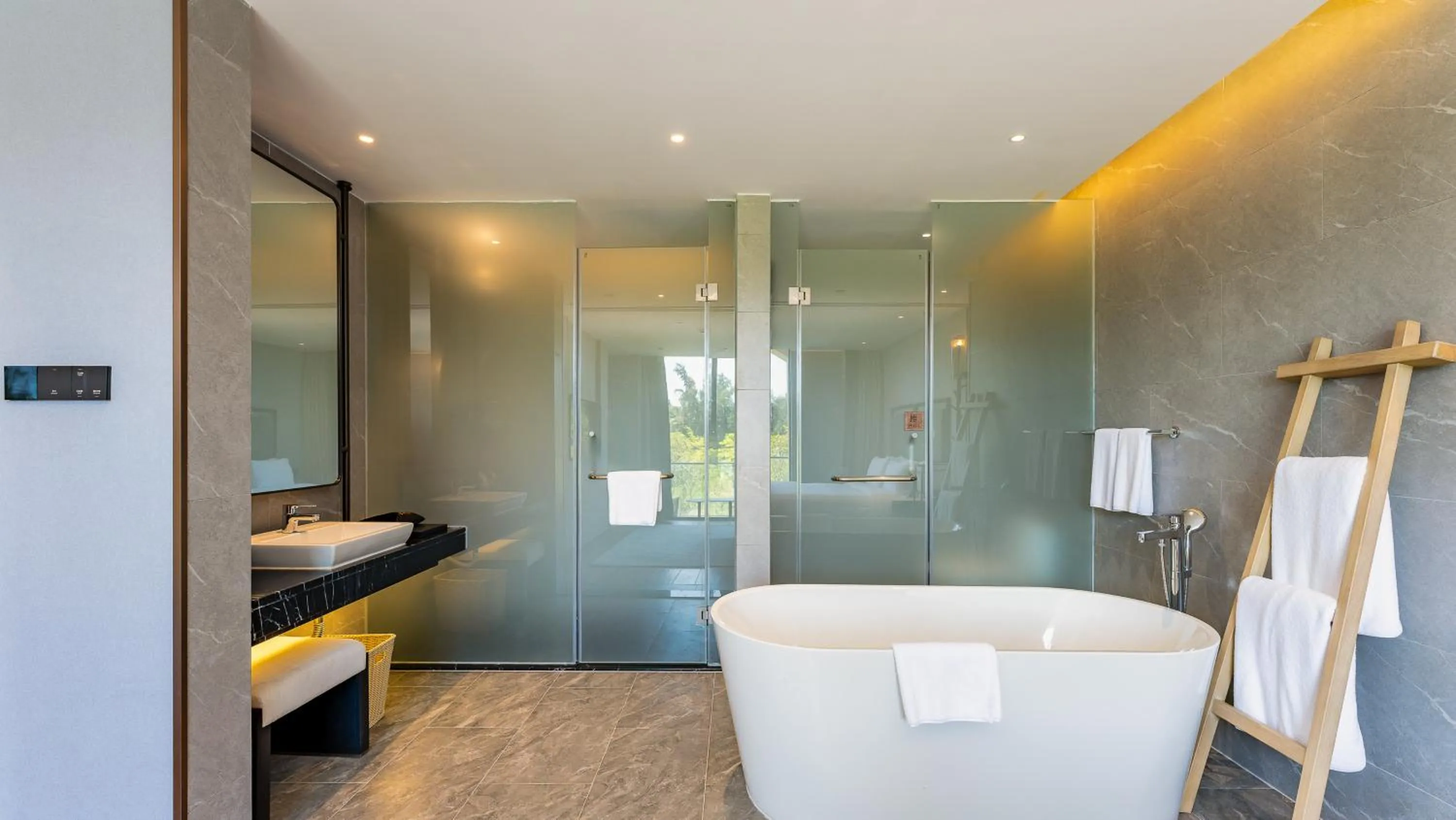 Photo of the whole room in Holiday Inn Hainan Xiangshui Bay by IHG