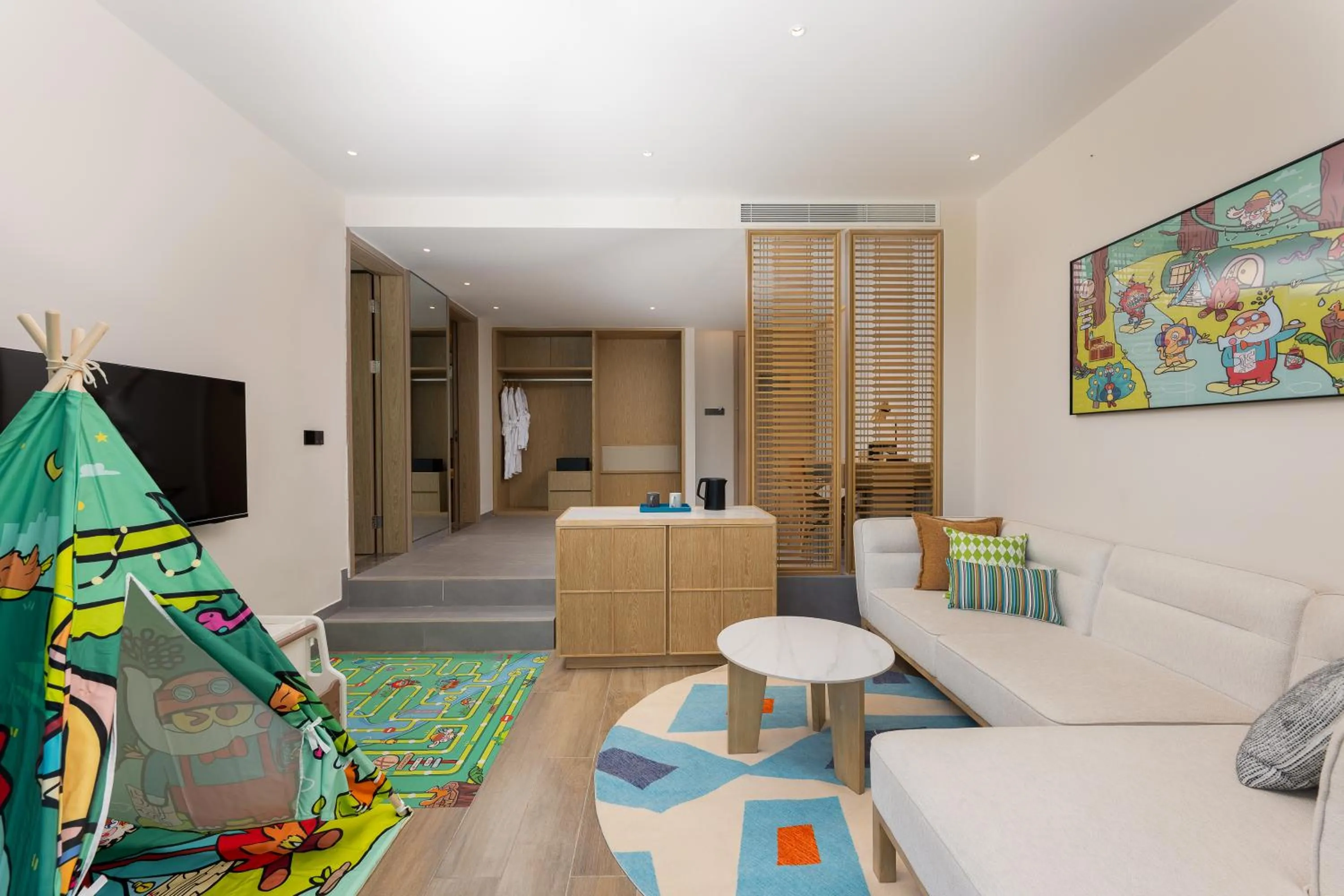 Living room in Holiday Inn Hainan Xiangshui Bay by IHG