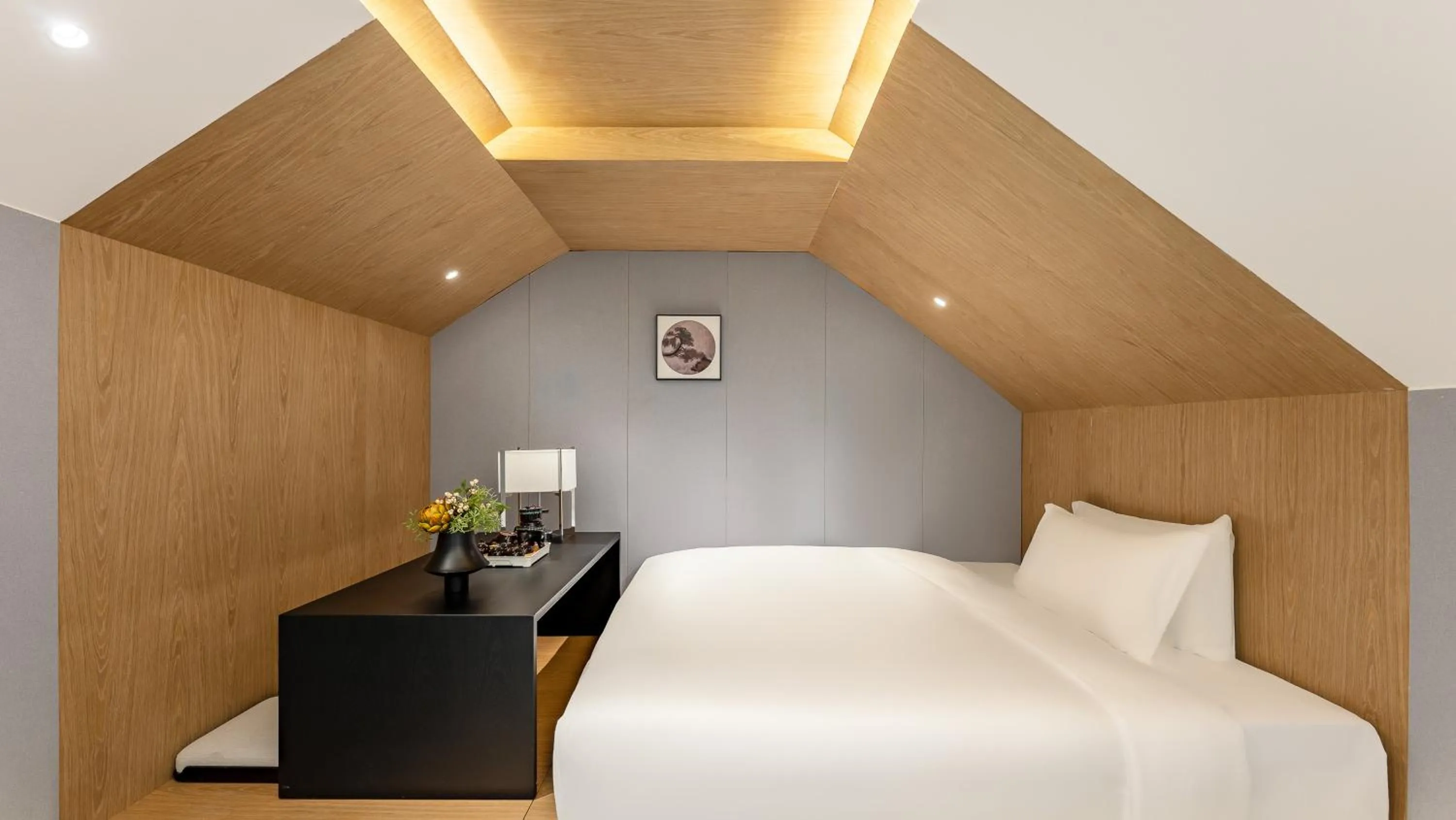 Bedroom, Bed in Holiday Inn Hainan Xiangshui Bay by IHG