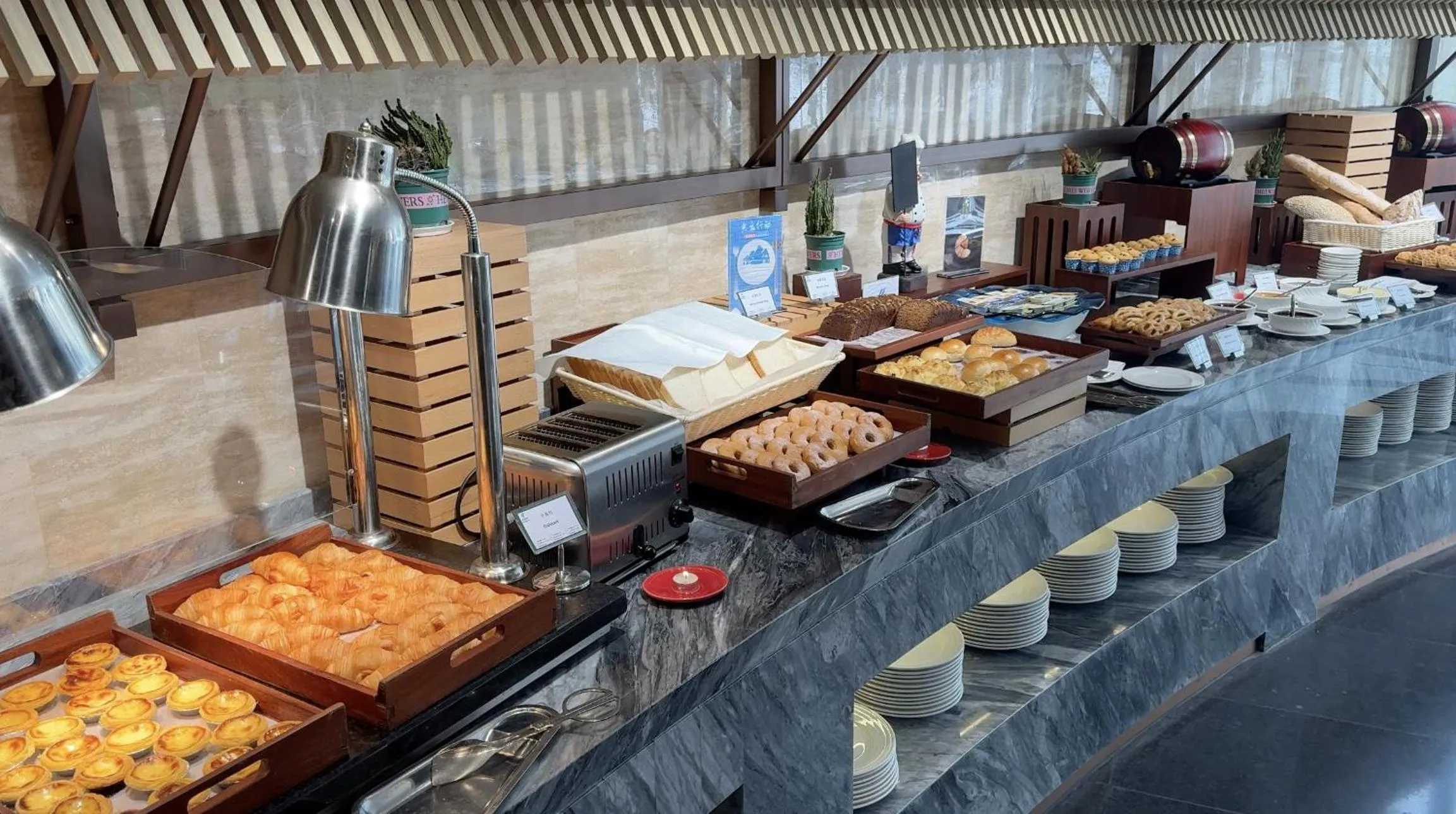 Breakfast in Holiday Inn Hainan Xiangshui Bay by IHG