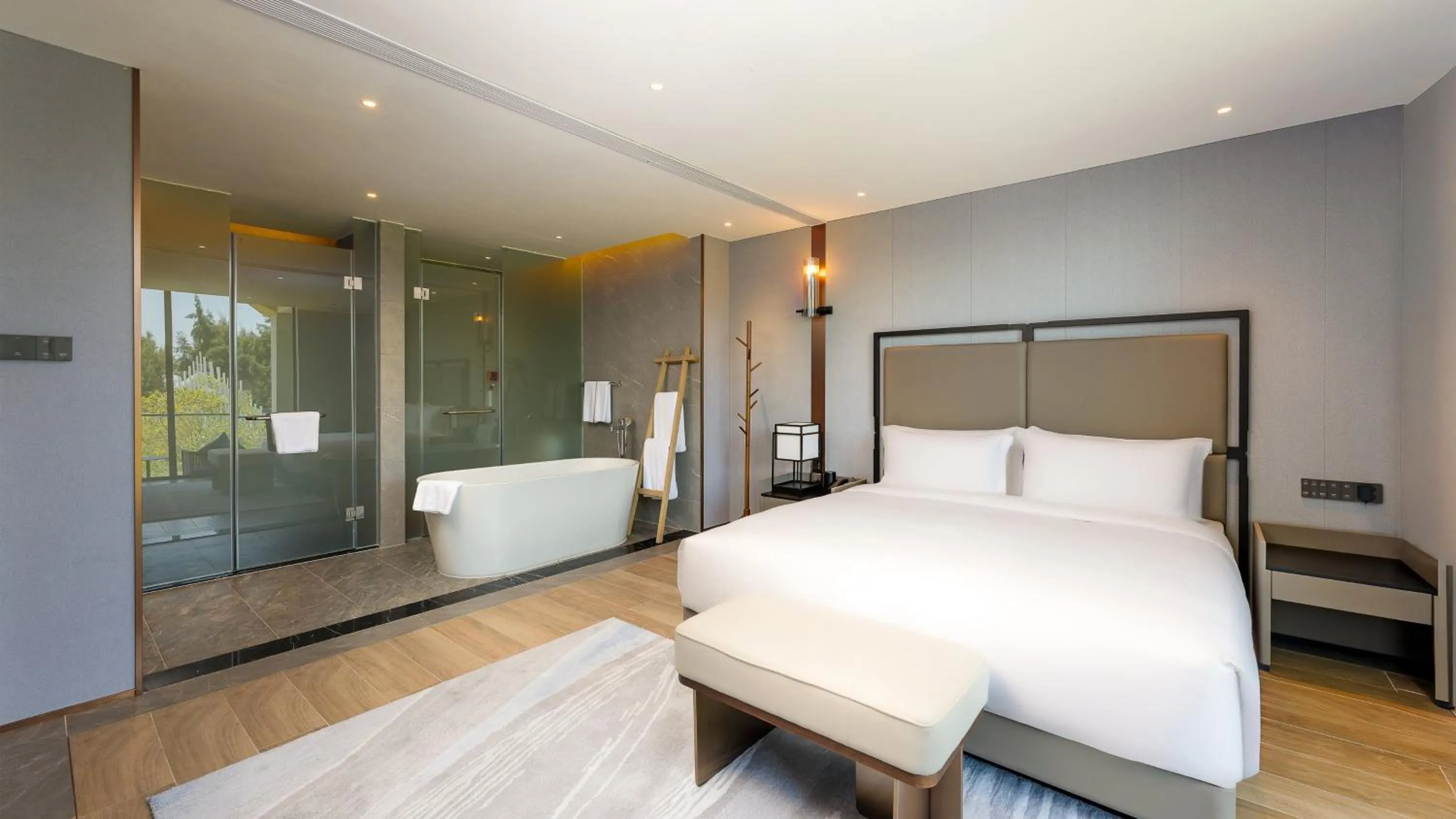 Bedroom, Bed in Holiday Inn Hainan Xiangshui Bay by IHG