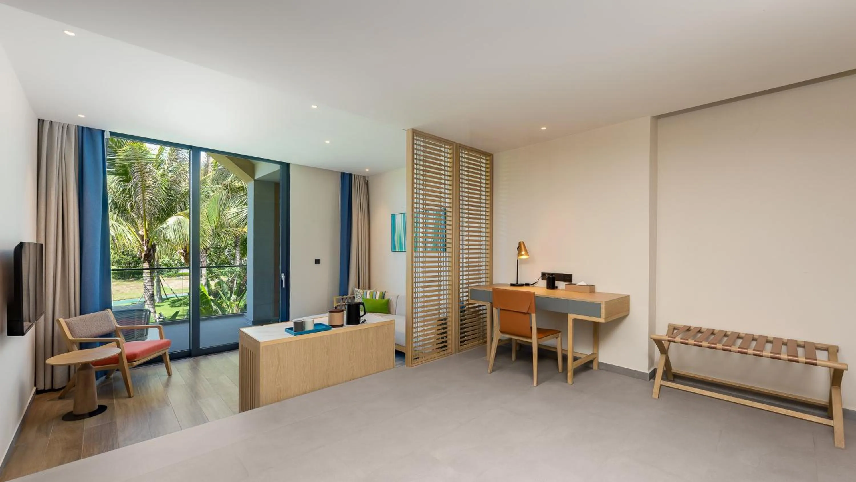 Bedroom in Holiday Inn Hainan Xiangshui Bay by IHG