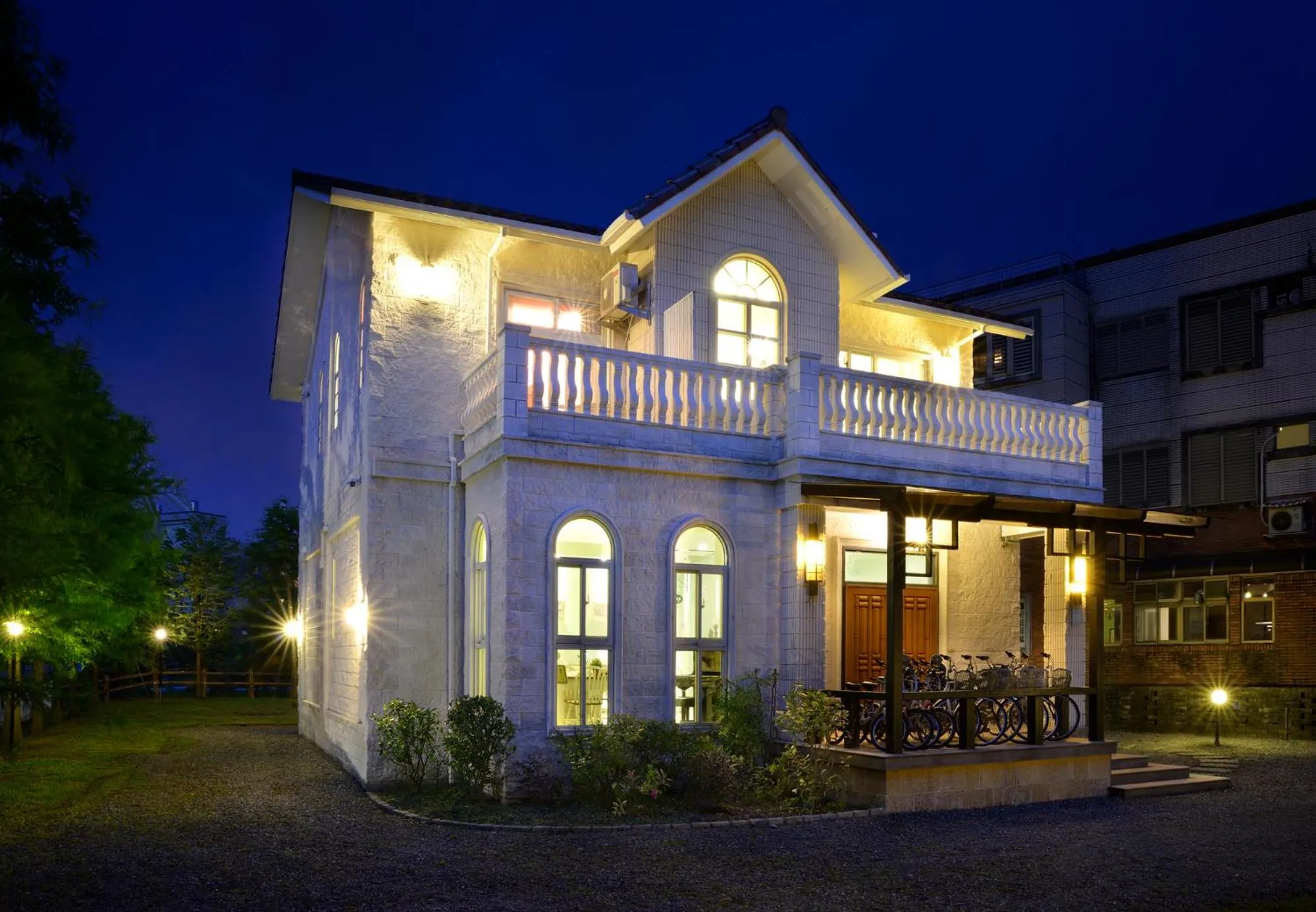 Property building in Dancing Butterfly Inn Family sliding BnB