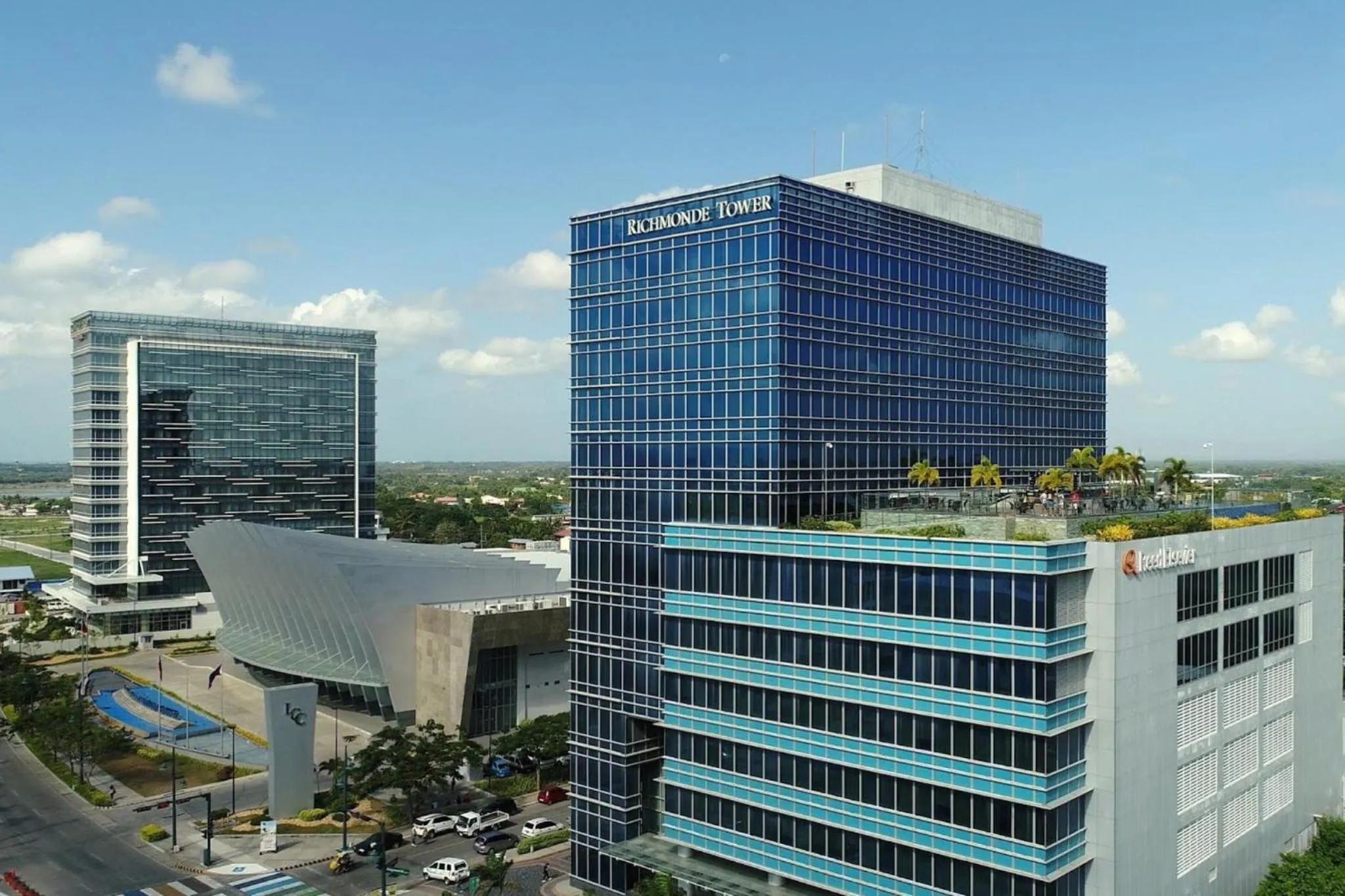 Property building in Richmonde Hotel Iloilo