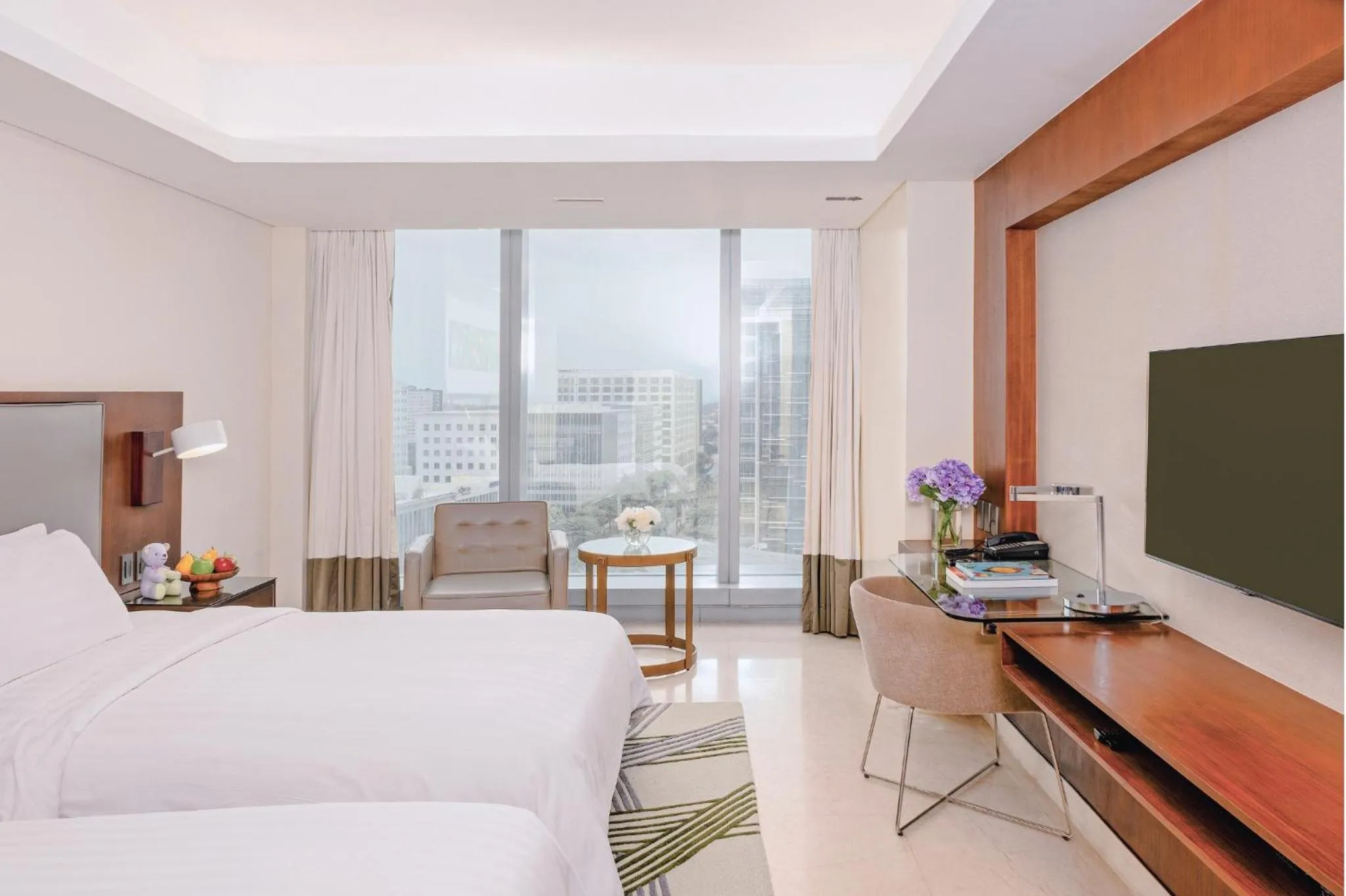 Bed in Richmonde Hotel Iloilo