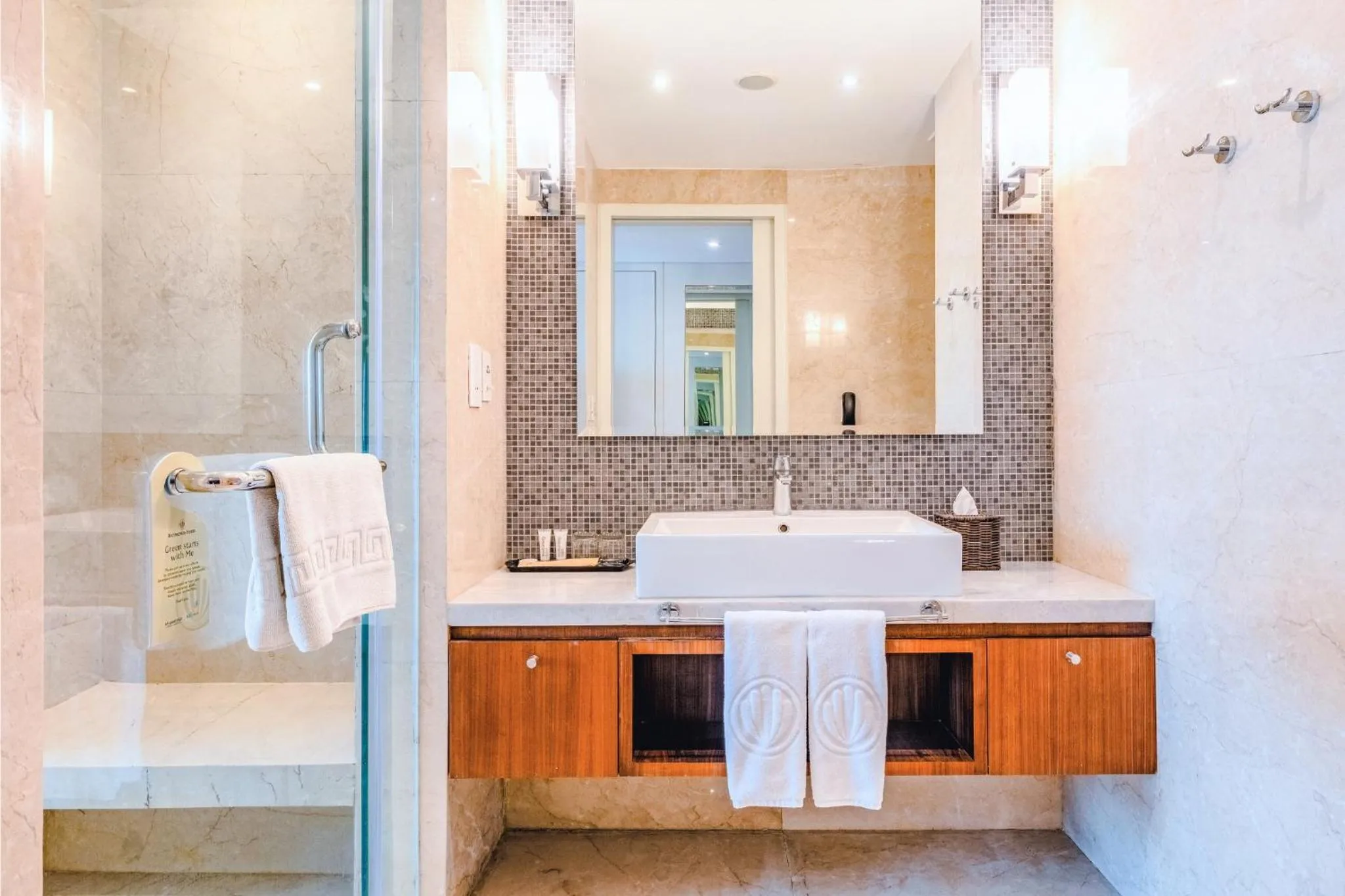 Shower in Richmonde Hotel Iloilo