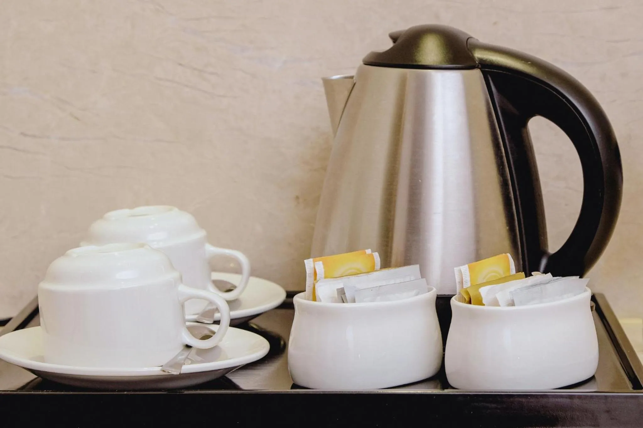 Coffee/tea facilities in Richmonde Hotel Iloilo