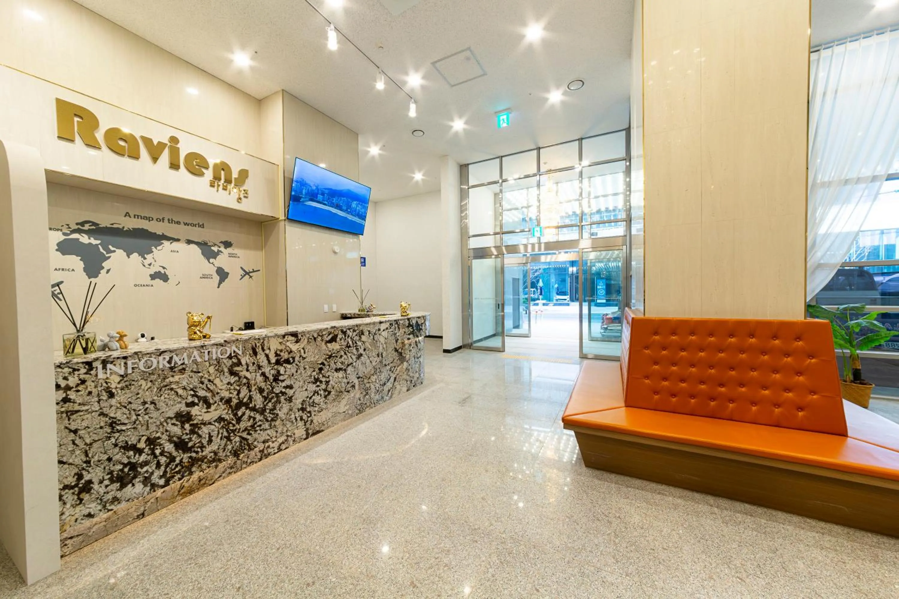 Raviens Maison de Hotel