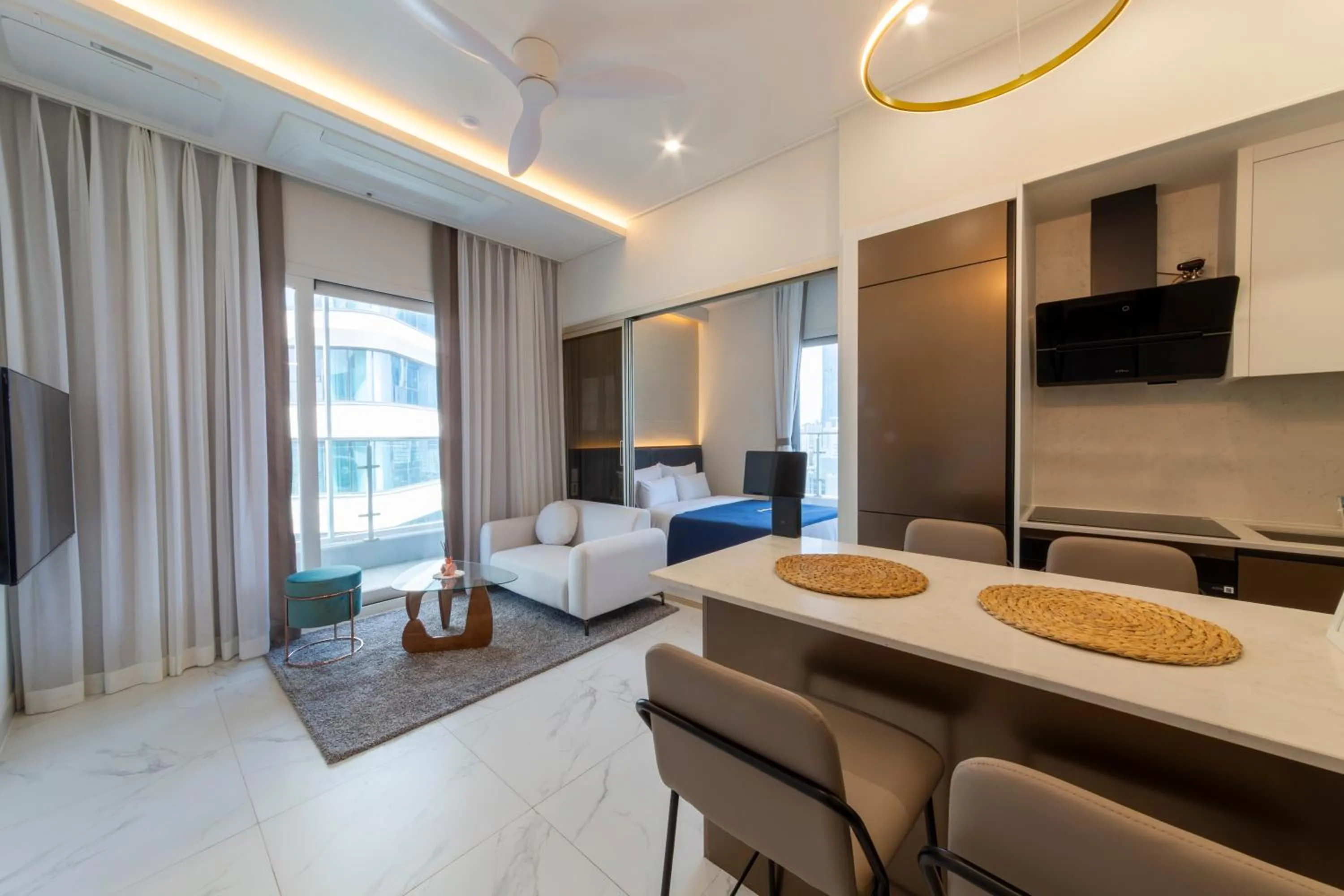 Raviens Maison de Hotel