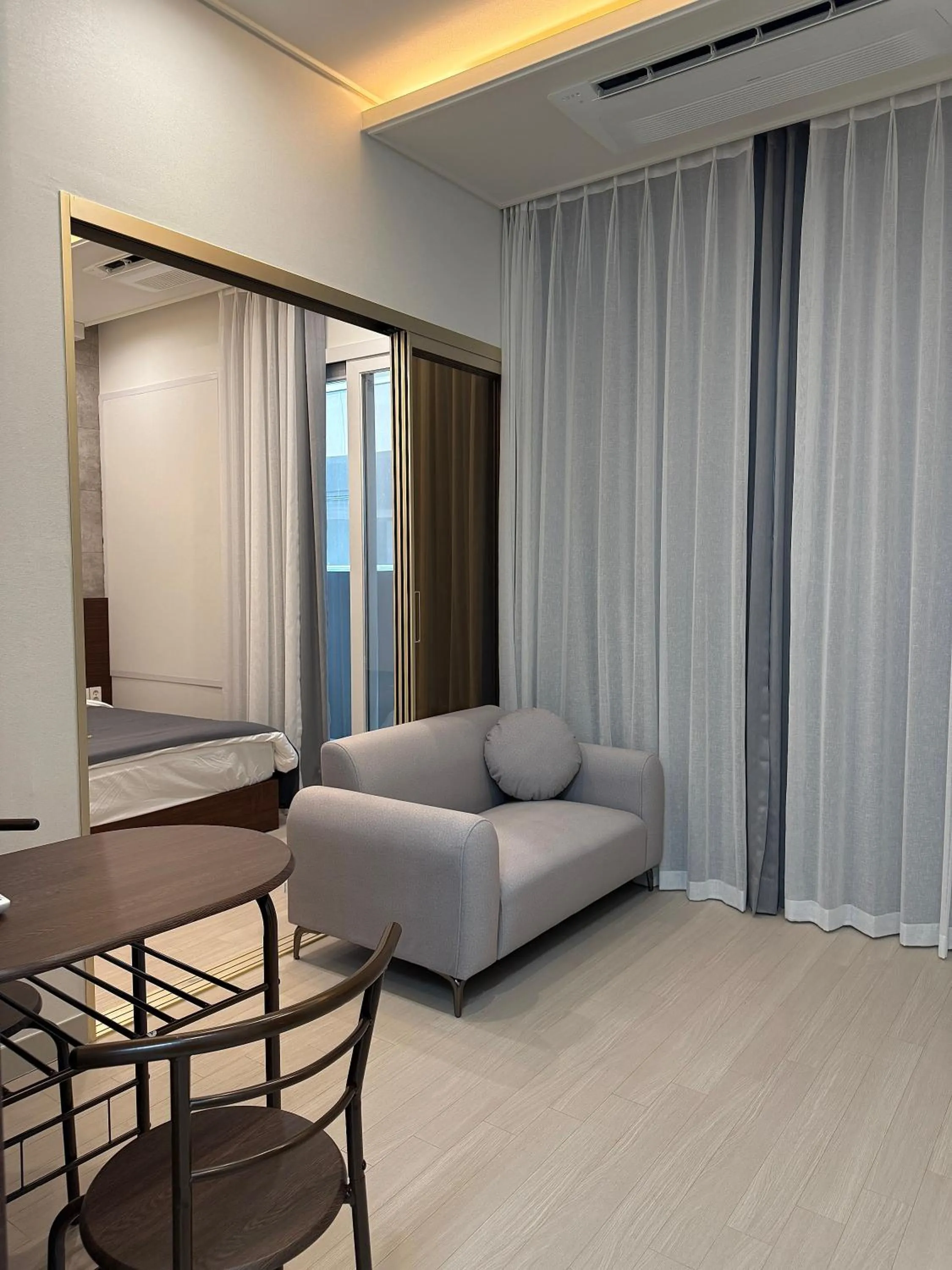 Raviens Maison de Hotel