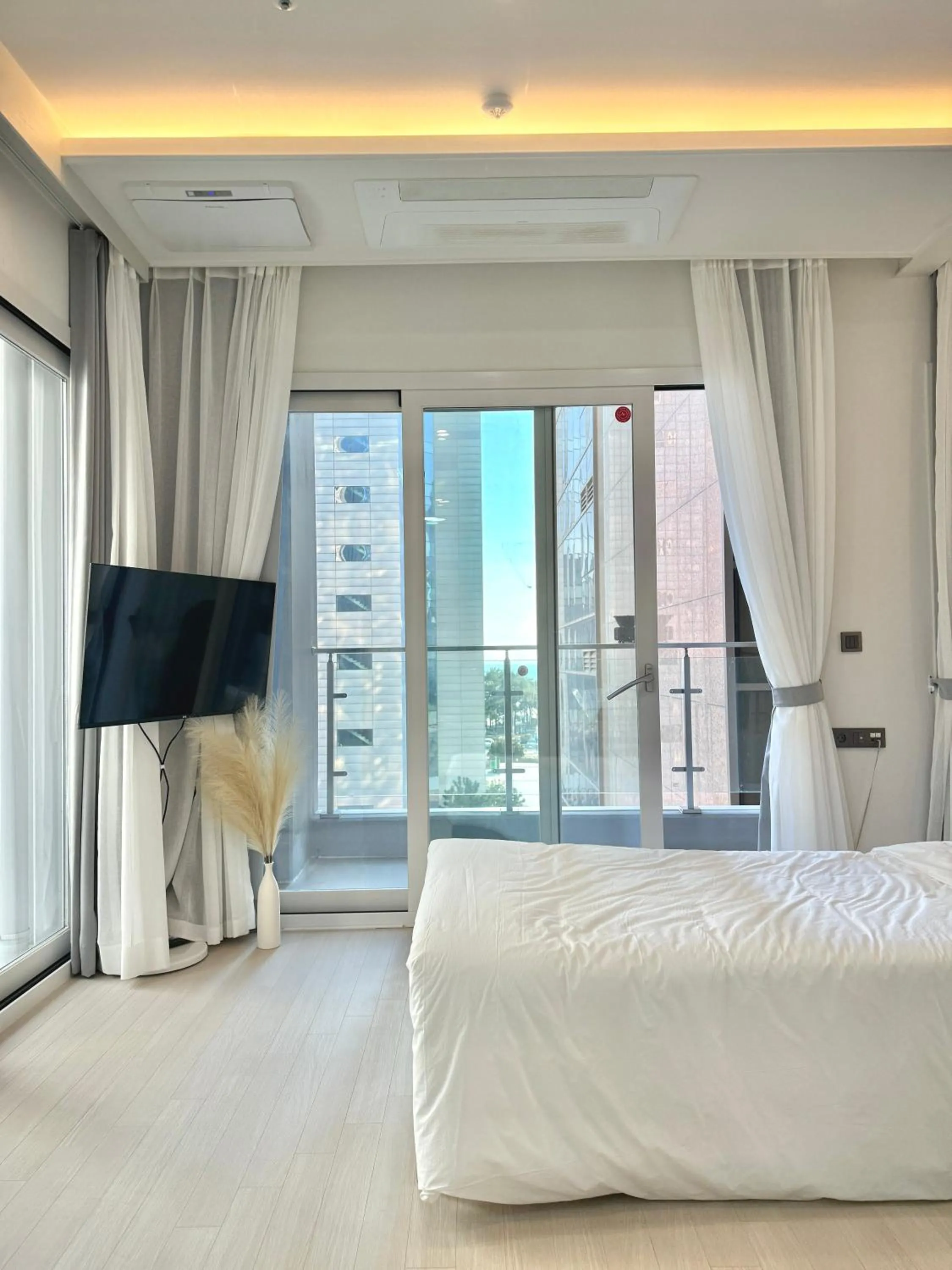 Bed in Raviens Maison de Hotel