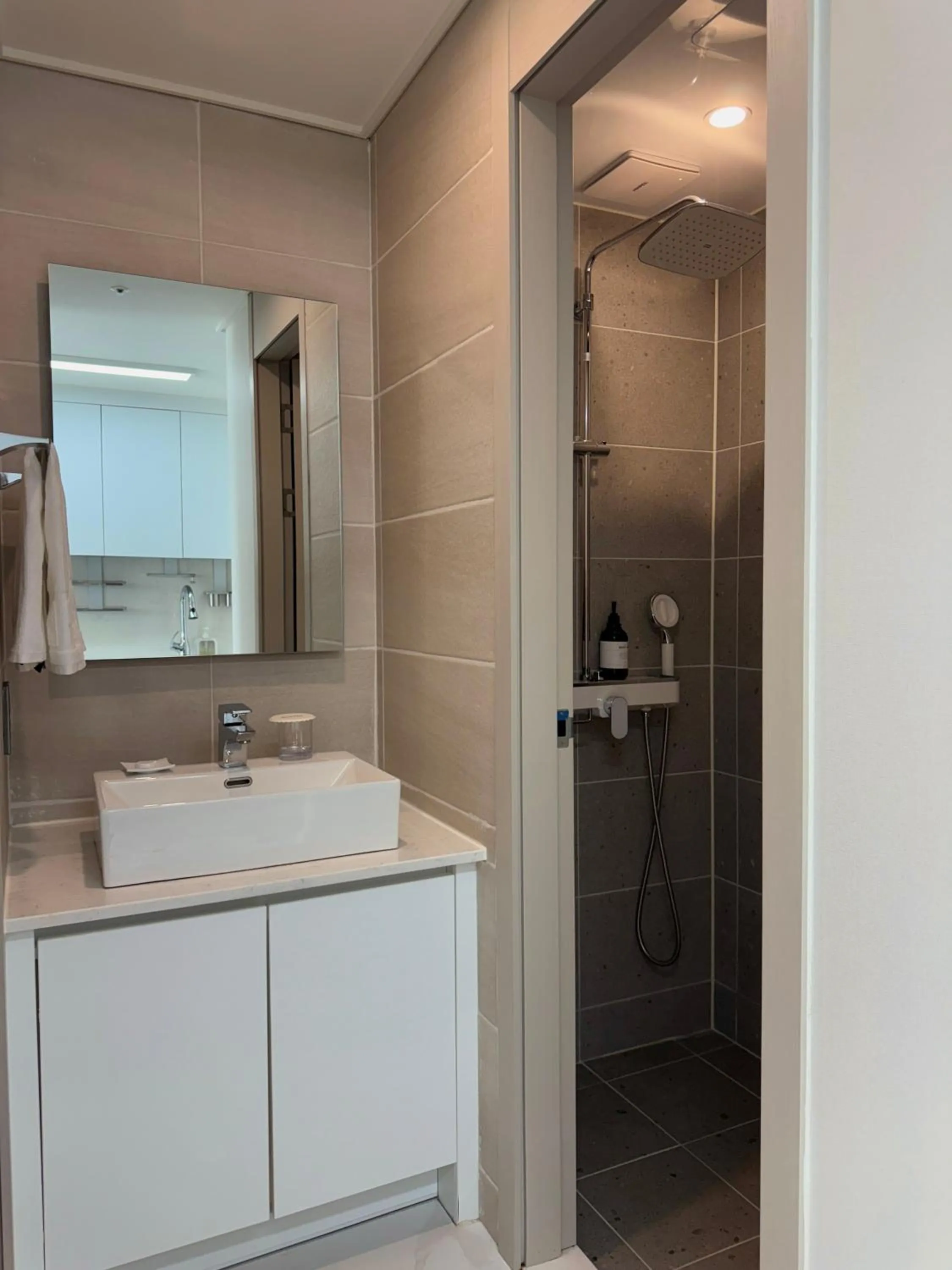 Raviens Maison de Hotel