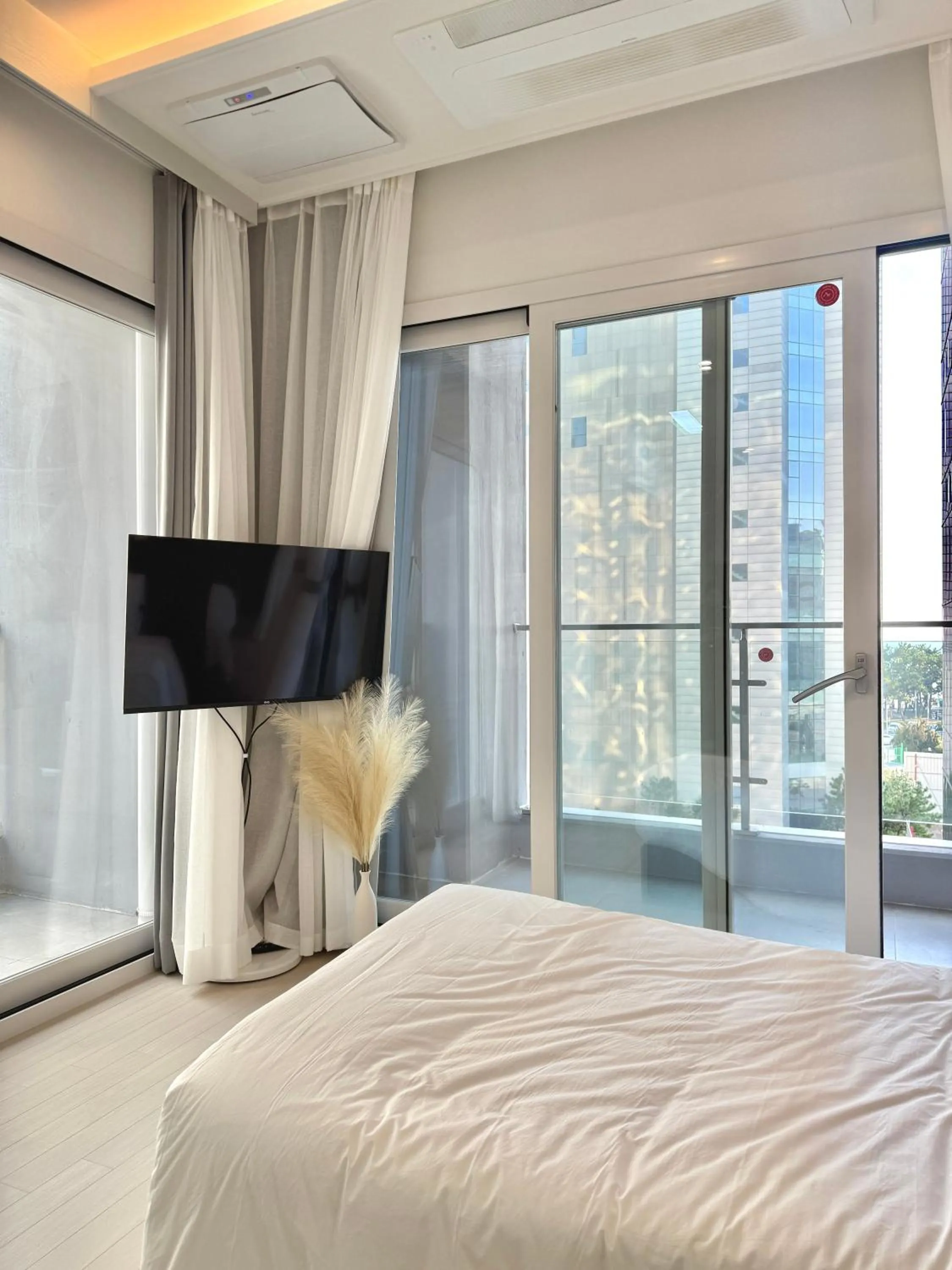 Bed in Raviens Maison de Hotel