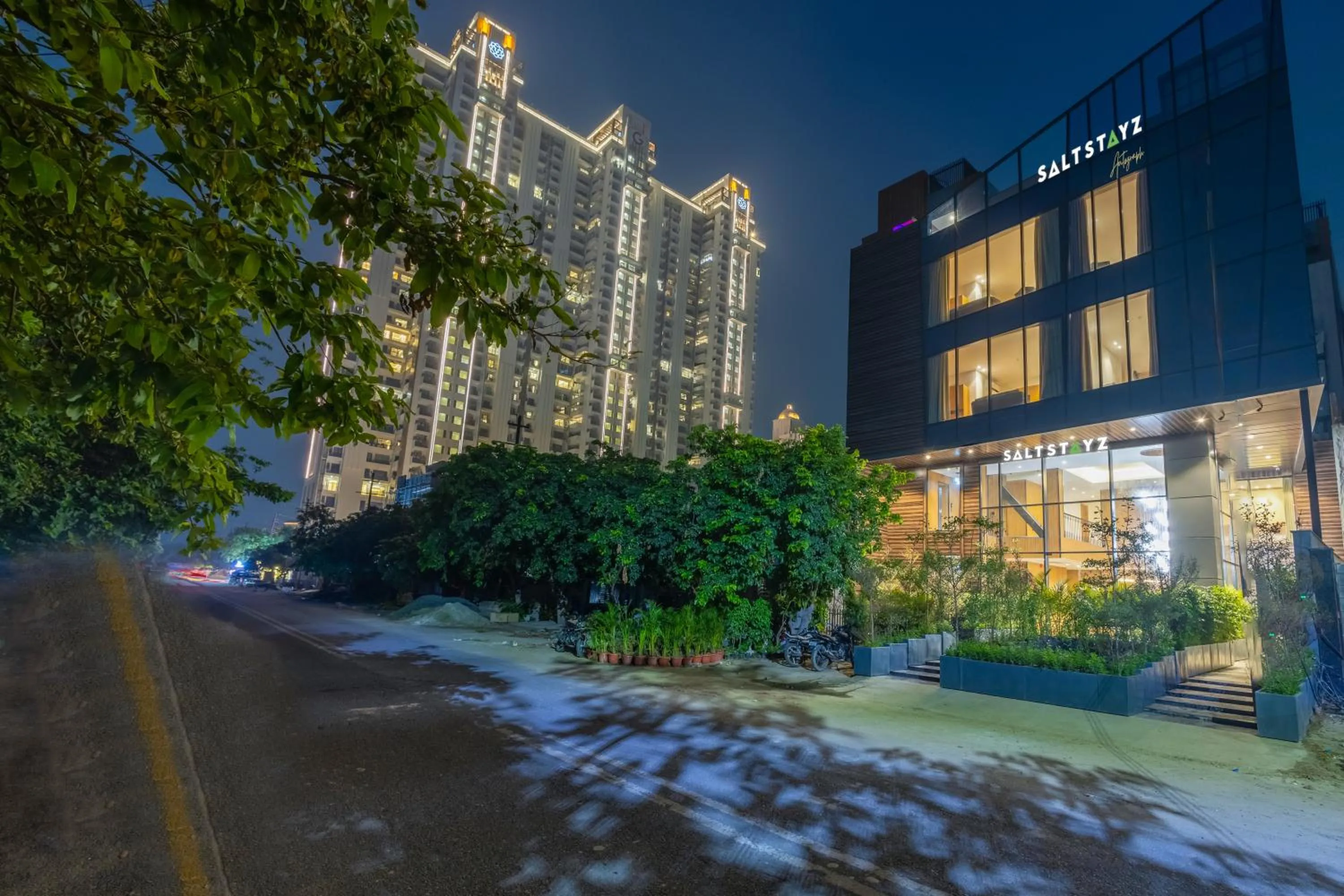 Property building in Saltstayz Autograph - Advant & Sector 144