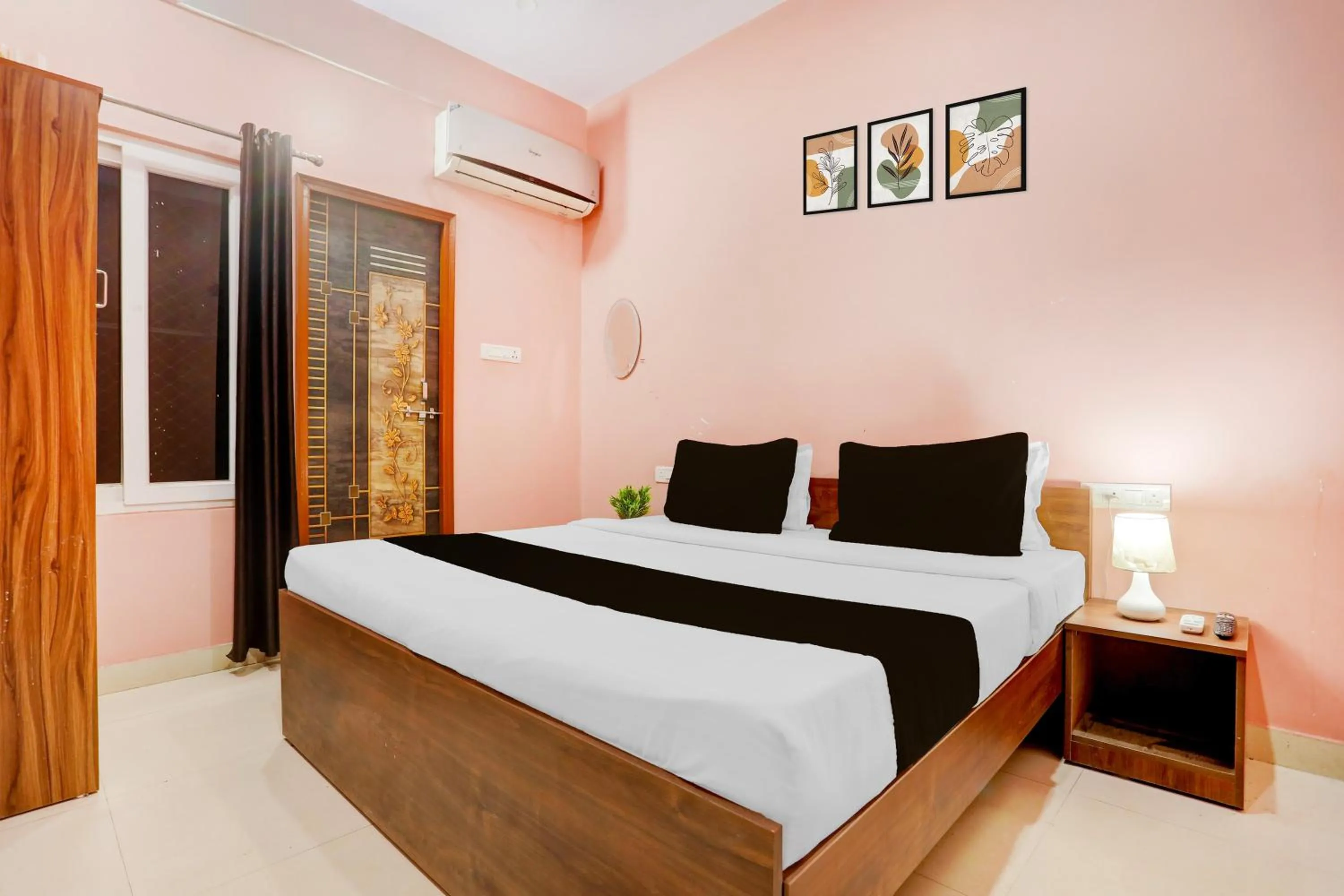 Classic Triple Room - single occupancy in Super Hotel O IIT Varanasi Formerly Shree Gopal Upwan