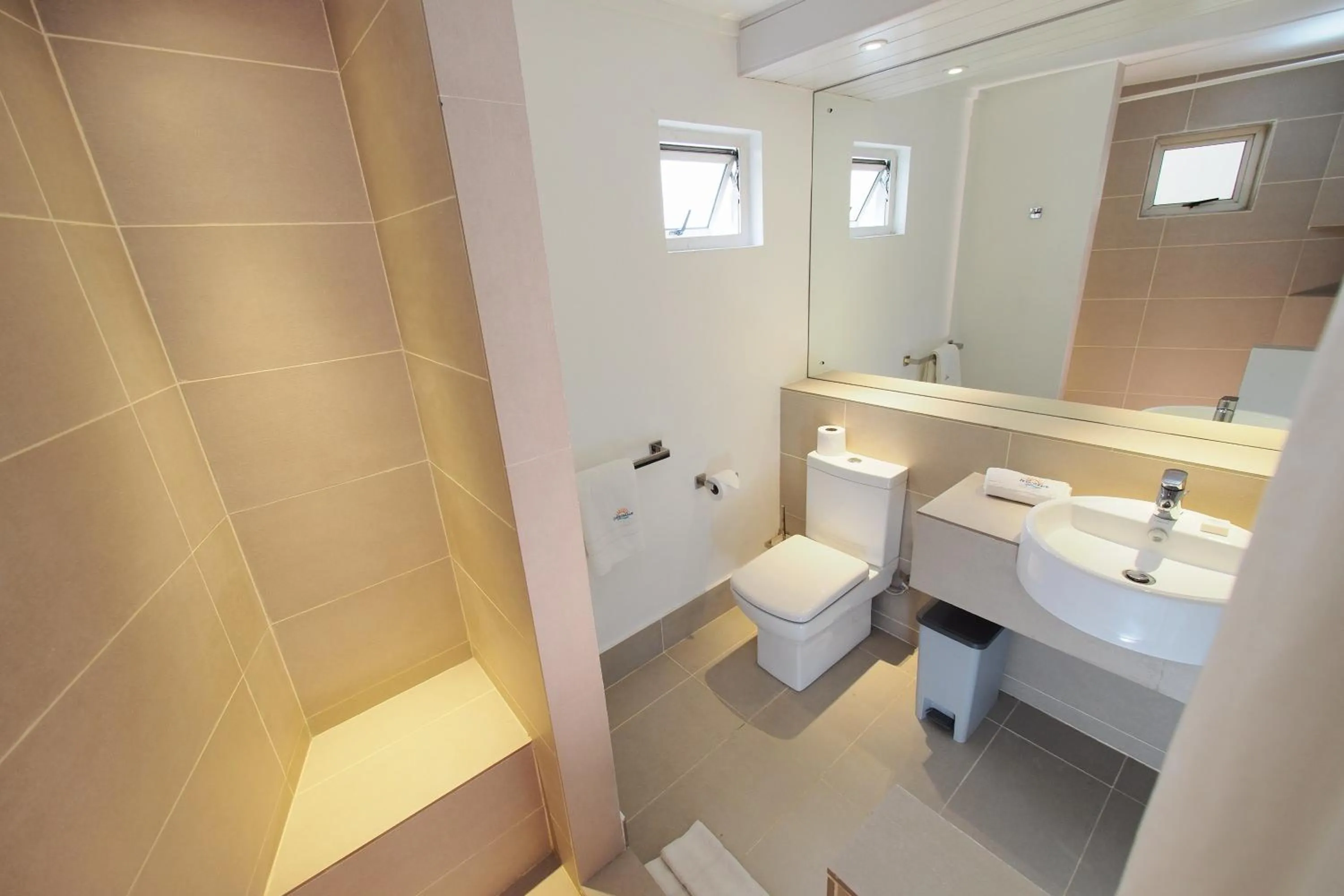 Shower in Le Beachclub