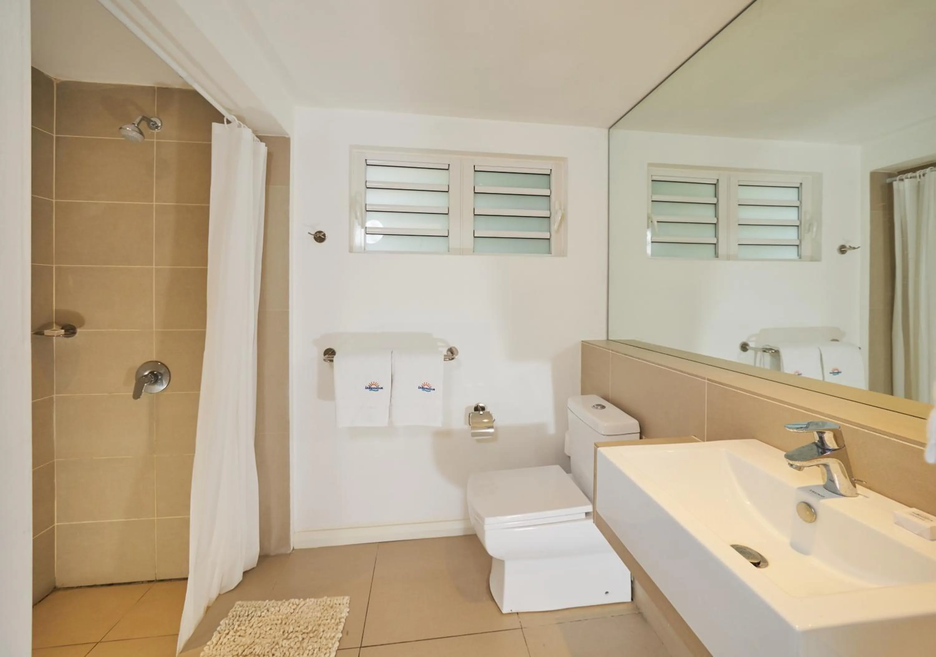 Bathroom in Le Beachclub