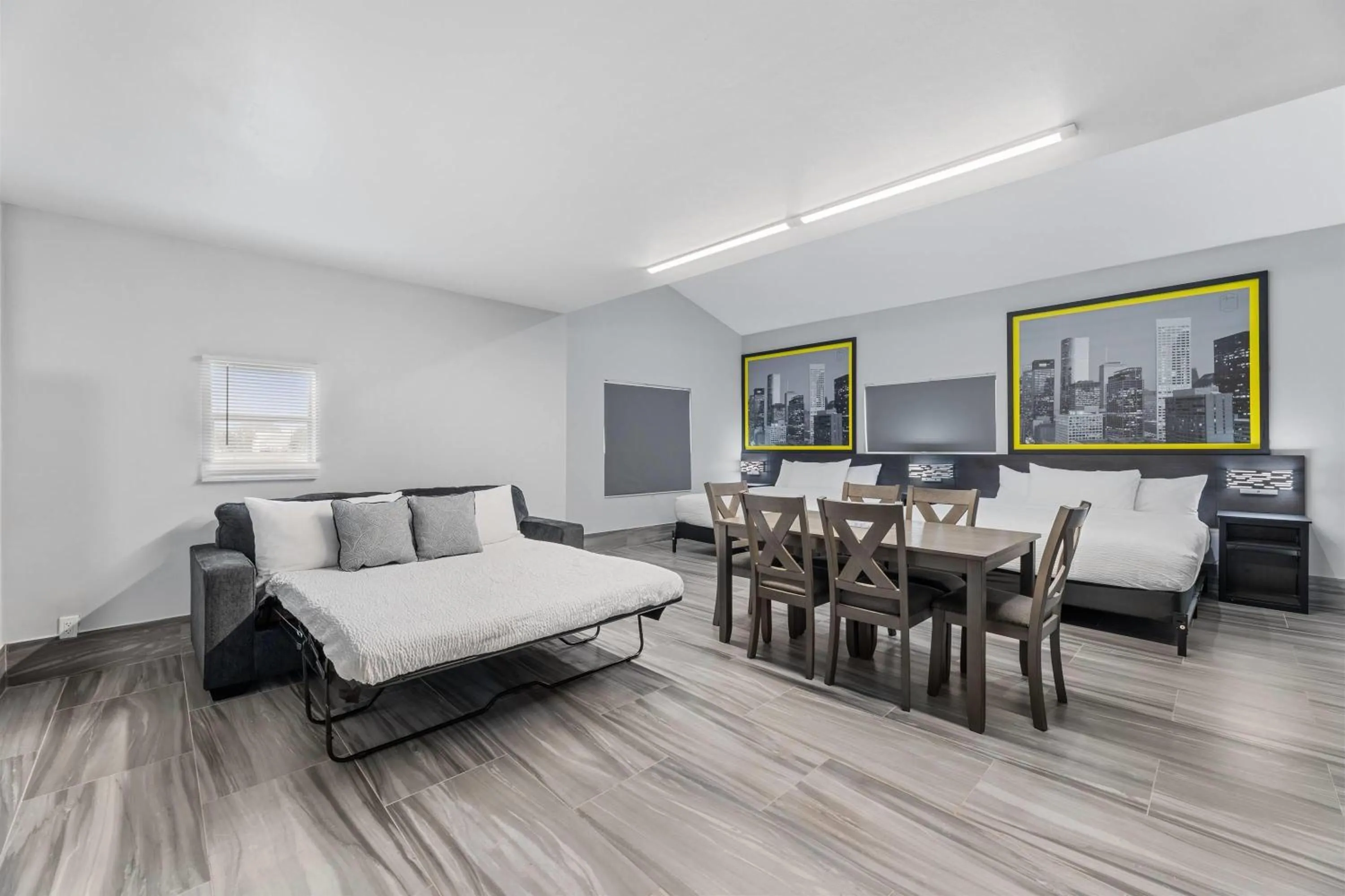 Photo of the whole room in Super 8 by Wyndham Texas City