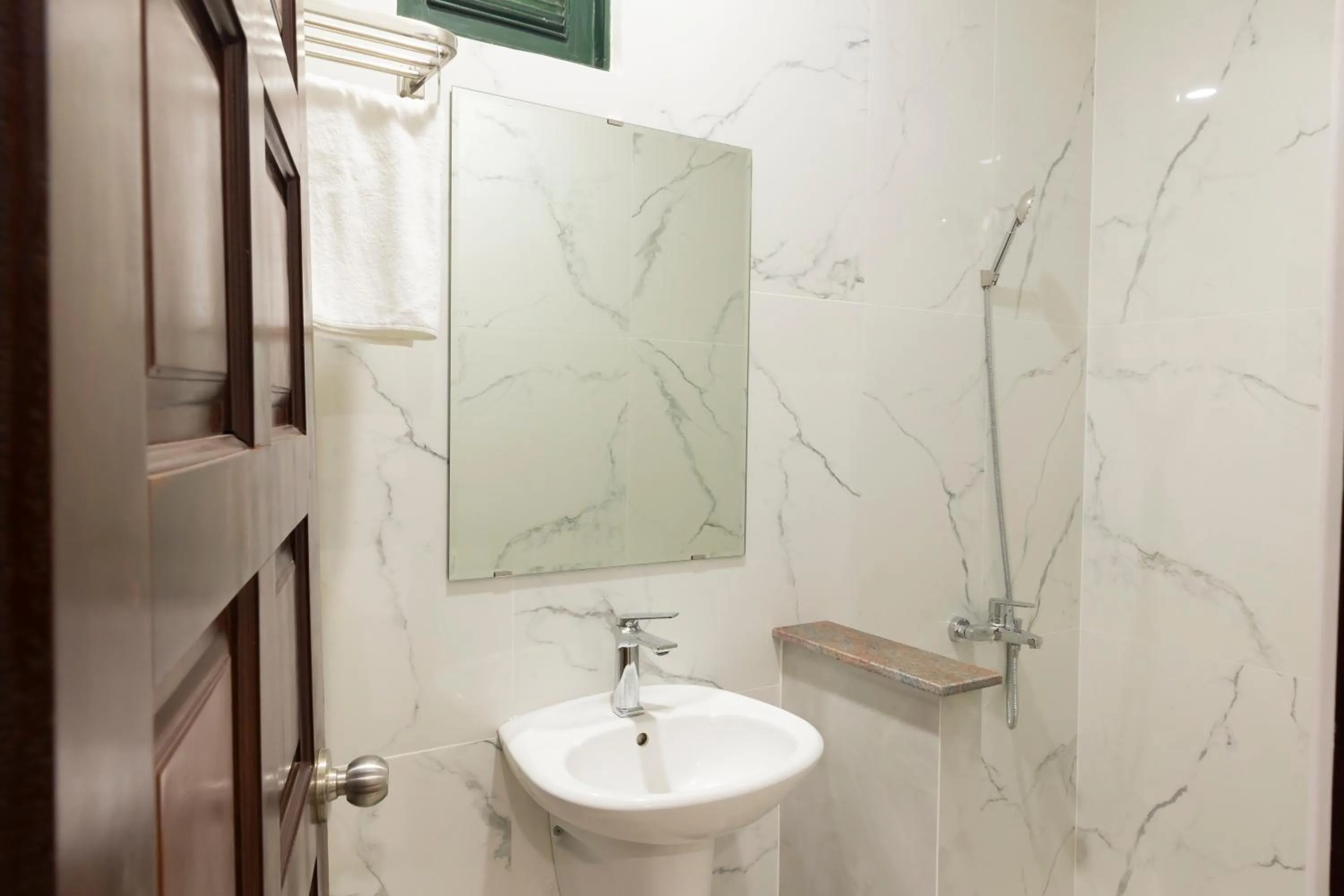 Atana Saigon Boutique Hotel II