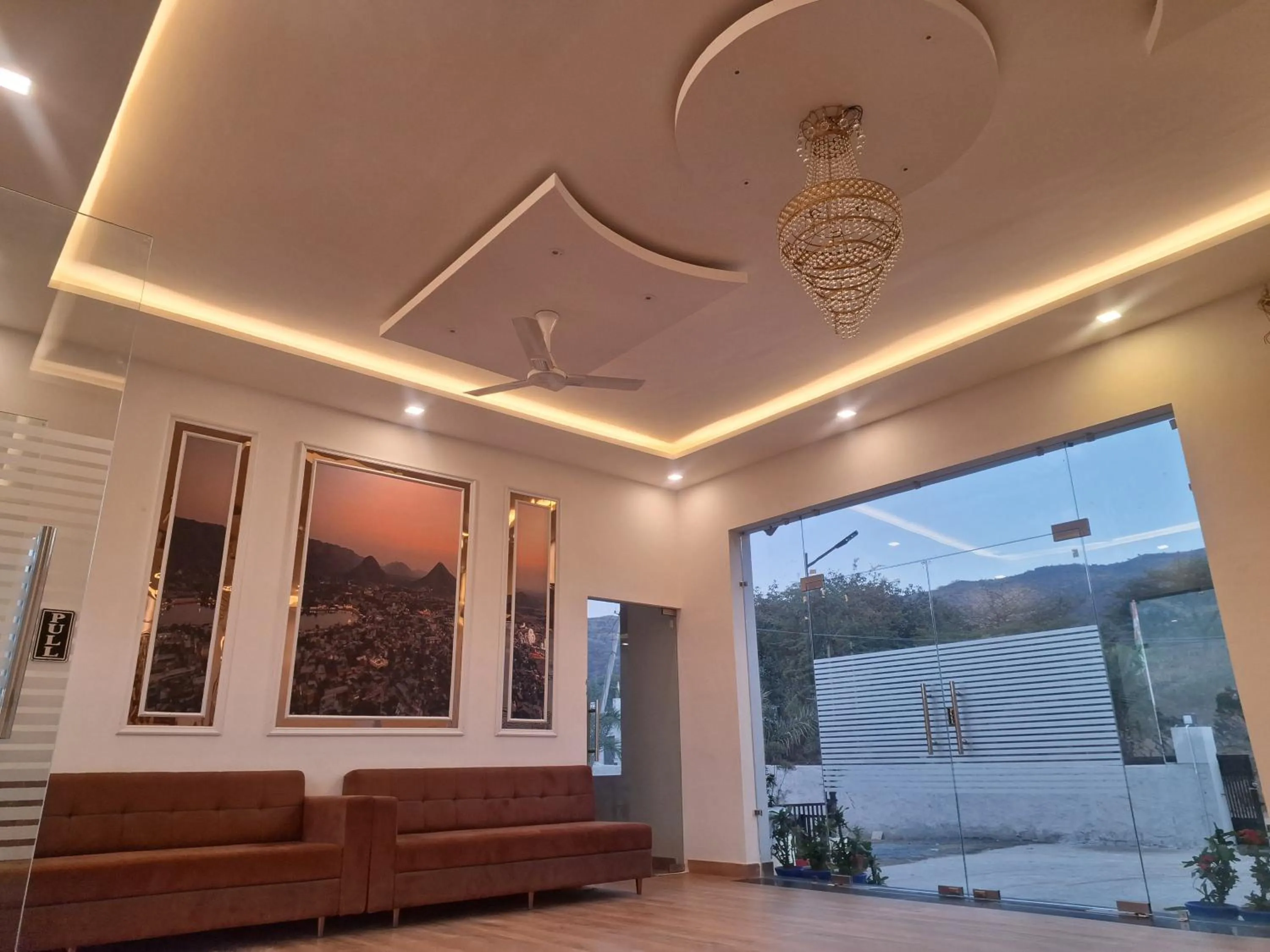 Seating area in Orchard Hills Resorts