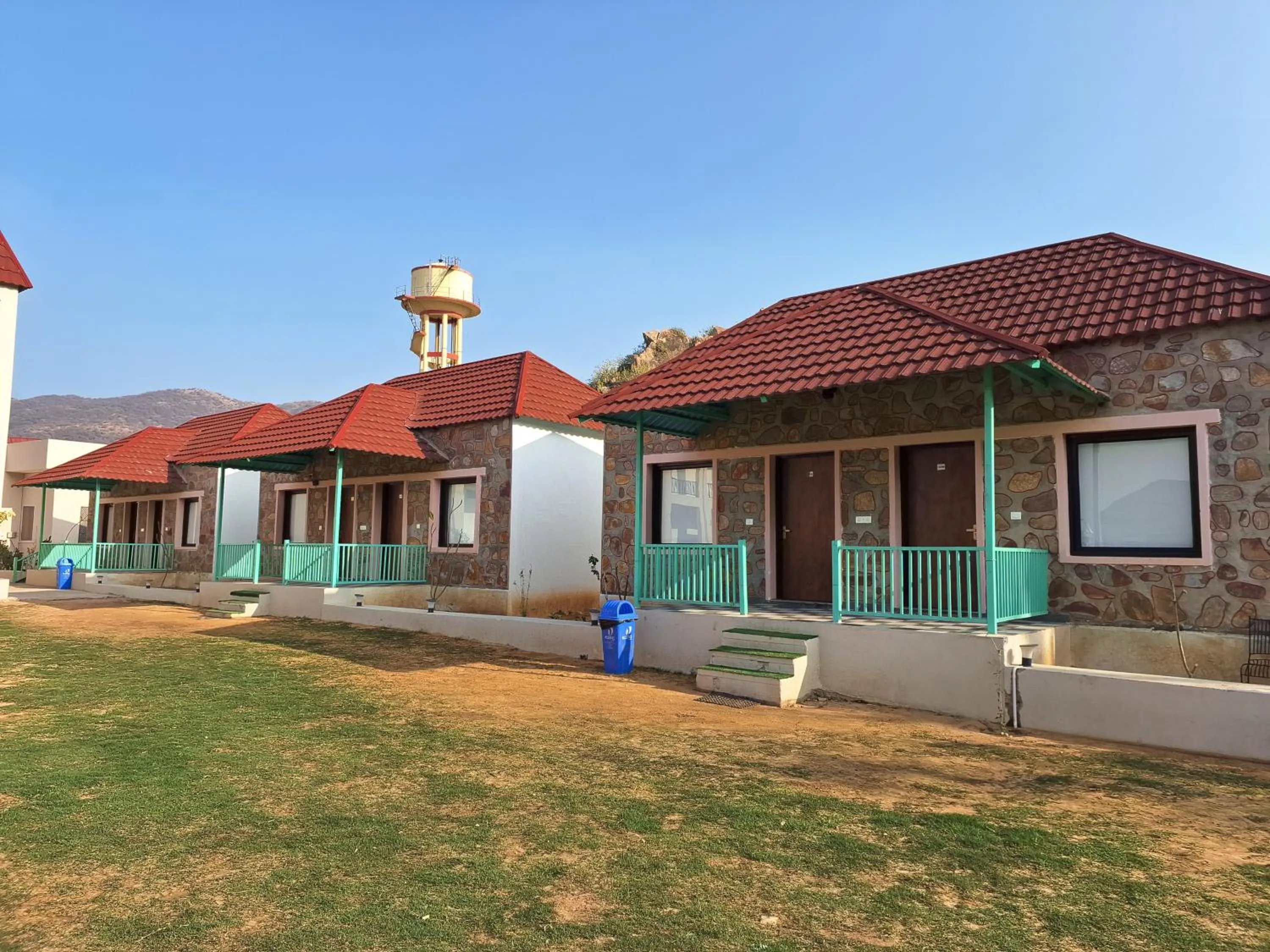 Day in Orchard Hills Resorts