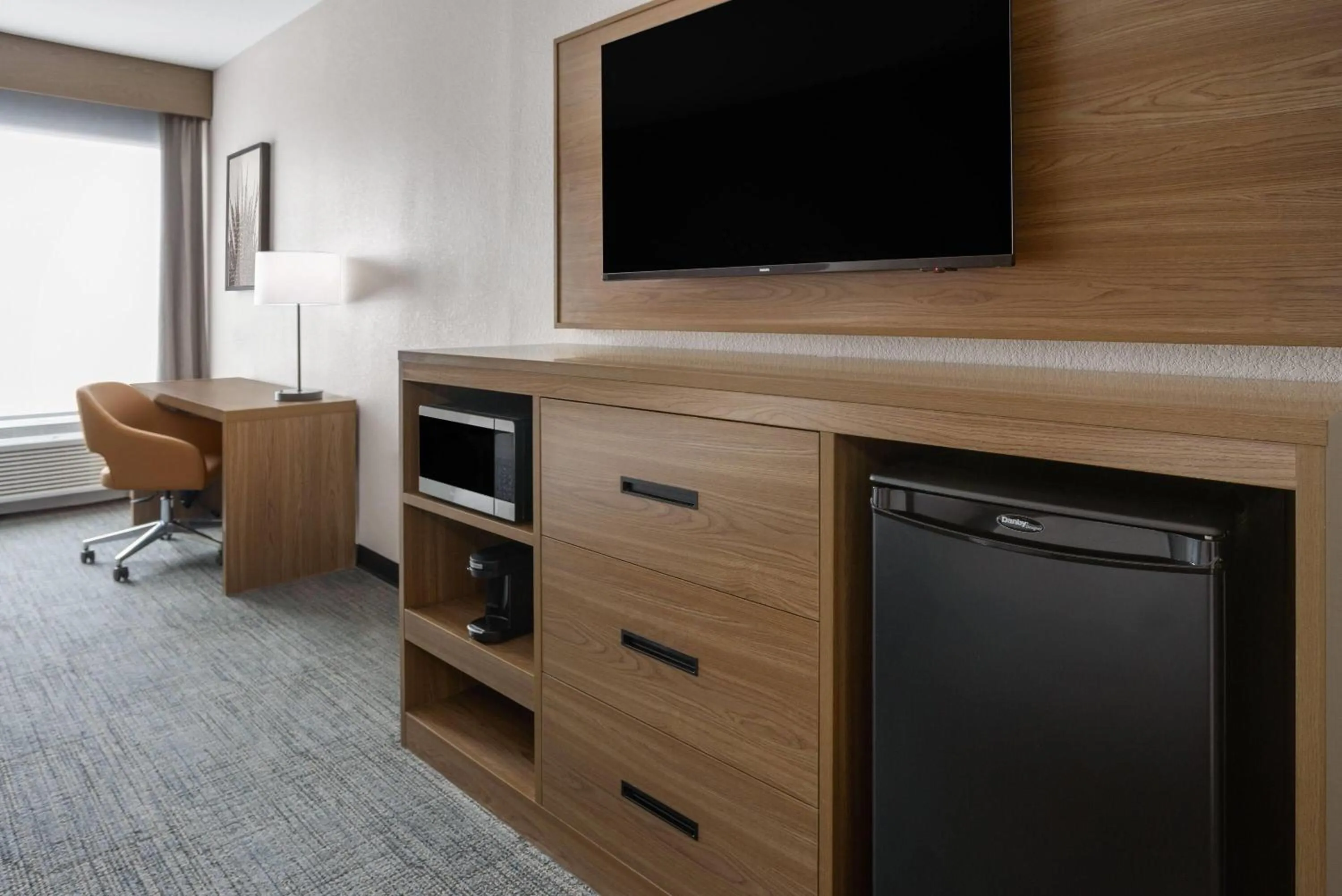 Photo of the whole room in La Quinta Inn & Suites by Wyndham Phoenix West Glendale