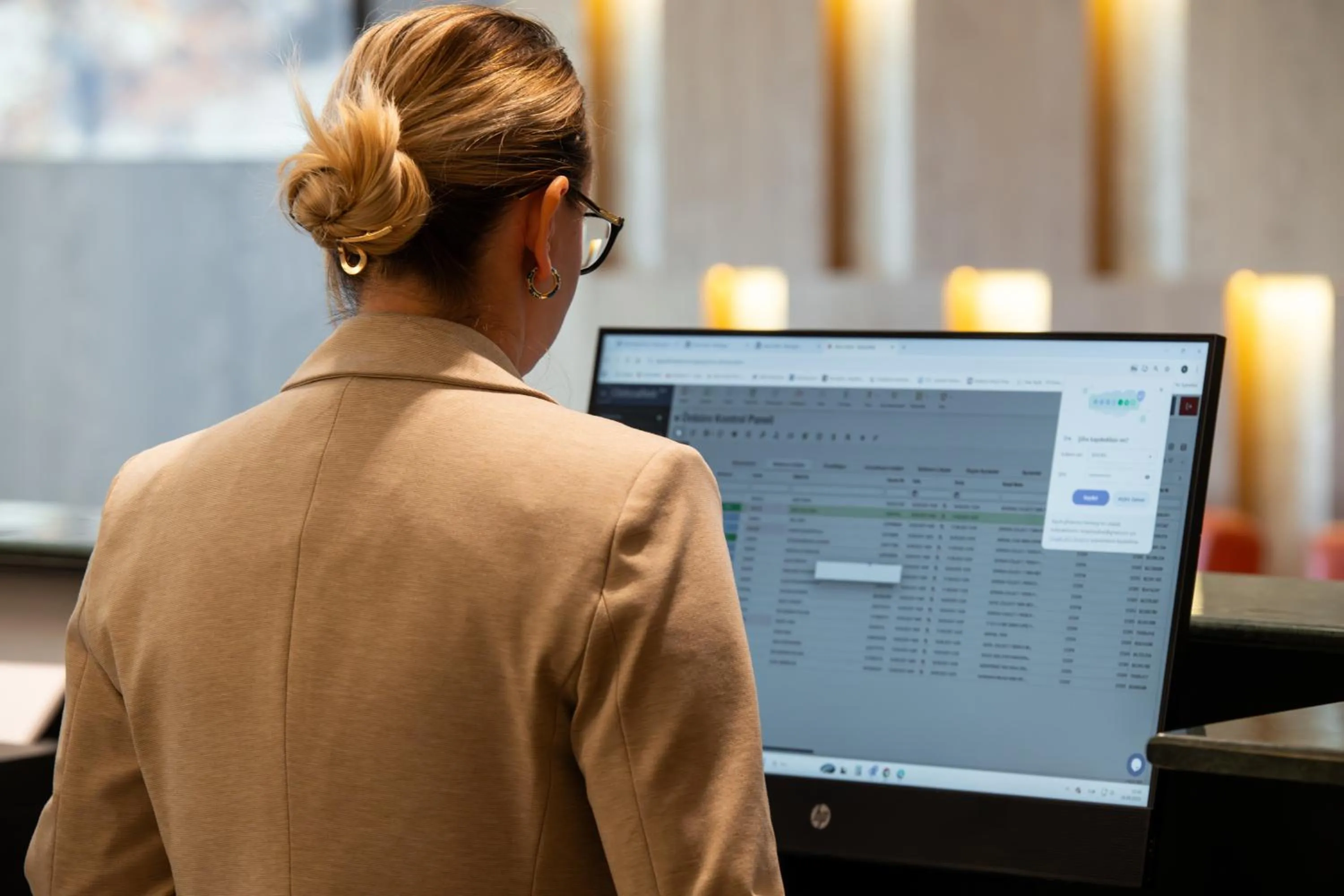 People in Alves Hotel