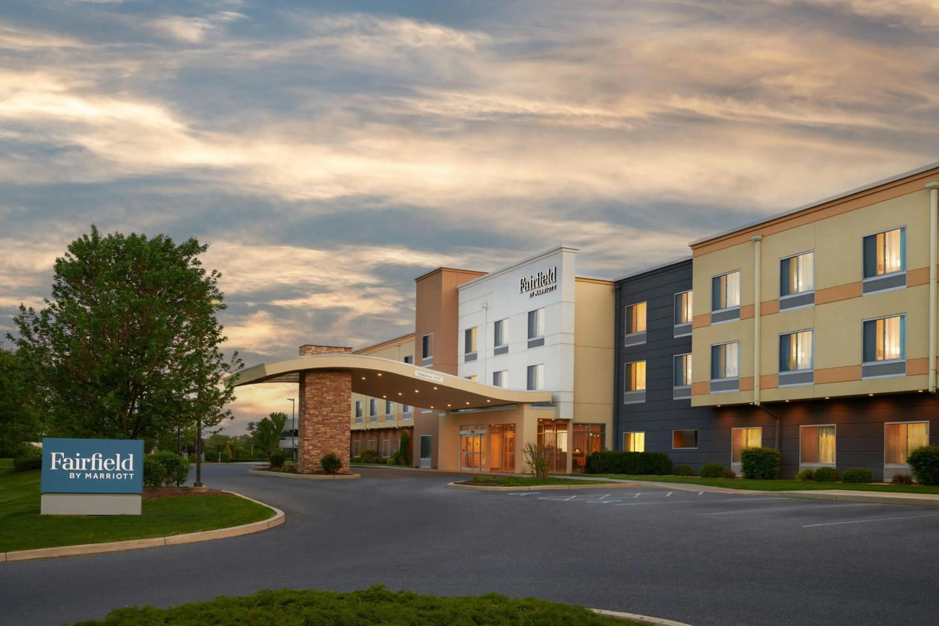 Property building in Fairfield Inn & Suites by Marriott Reading Wyomissing