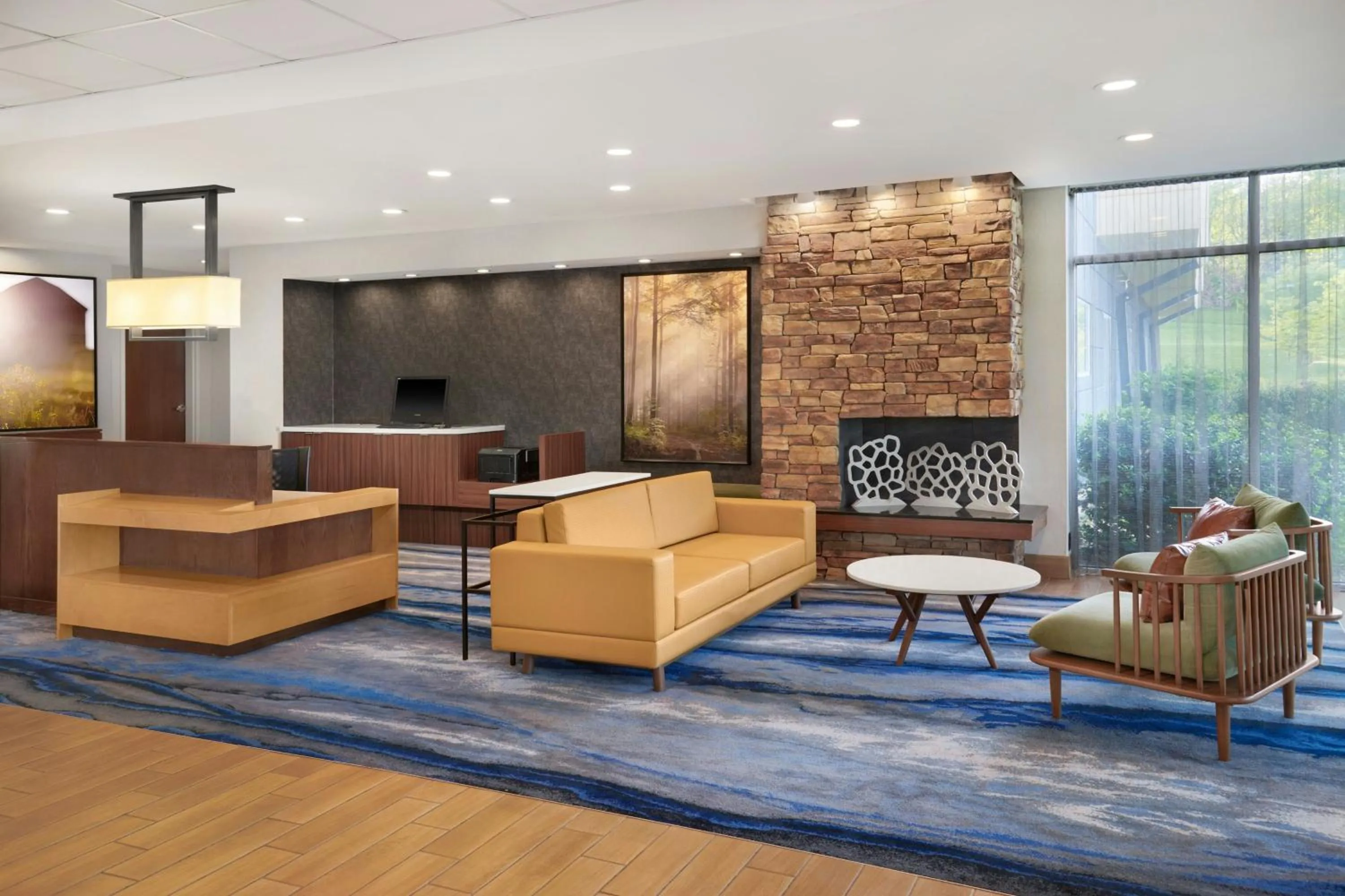 Lobby or reception in Fairfield Inn & Suites by Marriott Reading Wyomissing