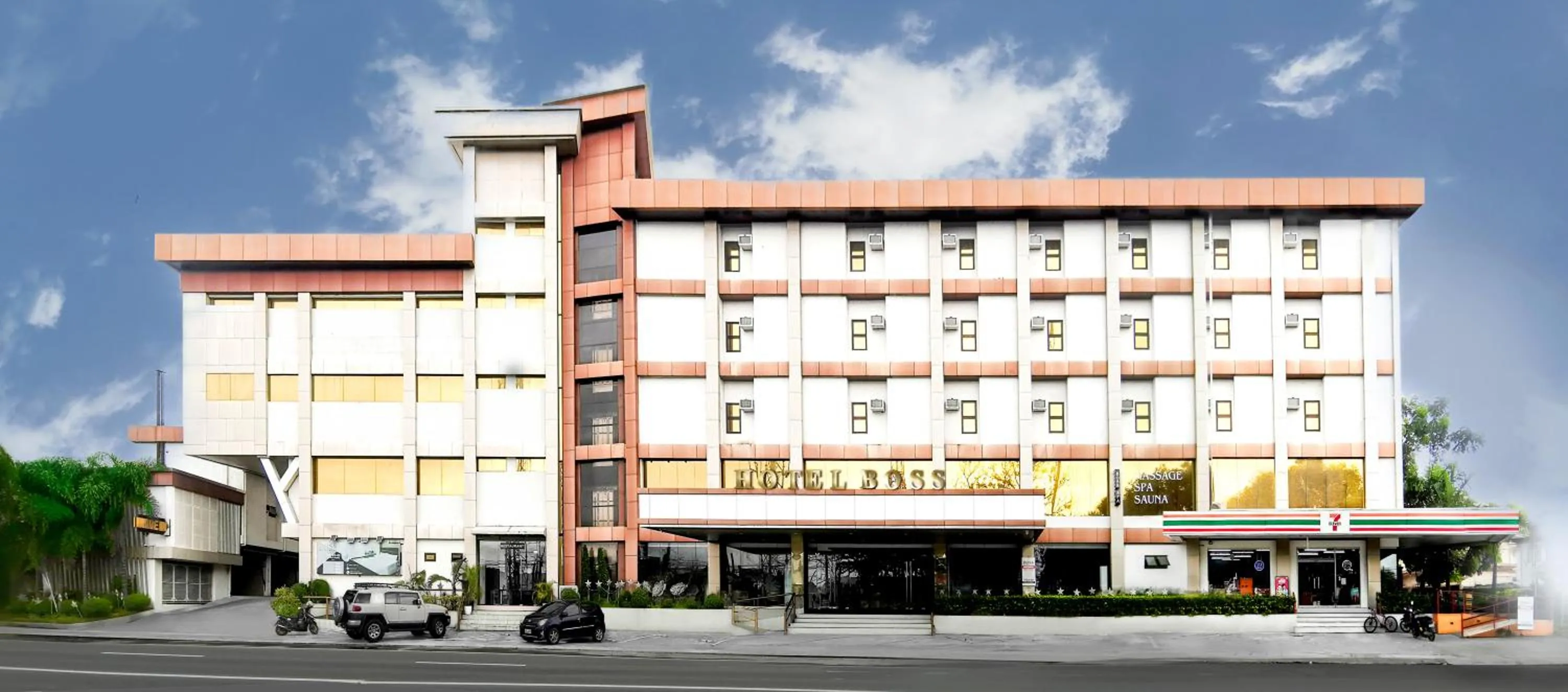 Facade/entrance in Dancenter Boss Hotel Near Clark International Airport