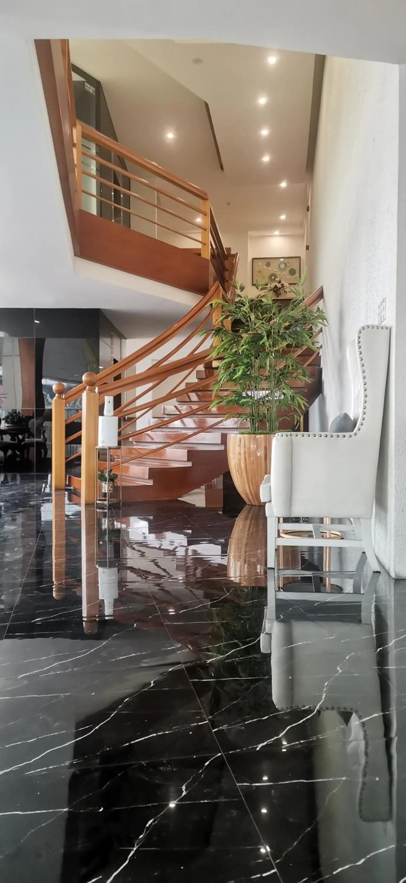 Lobby or reception in Dancenter Boss Hotel Near Clark International Airport