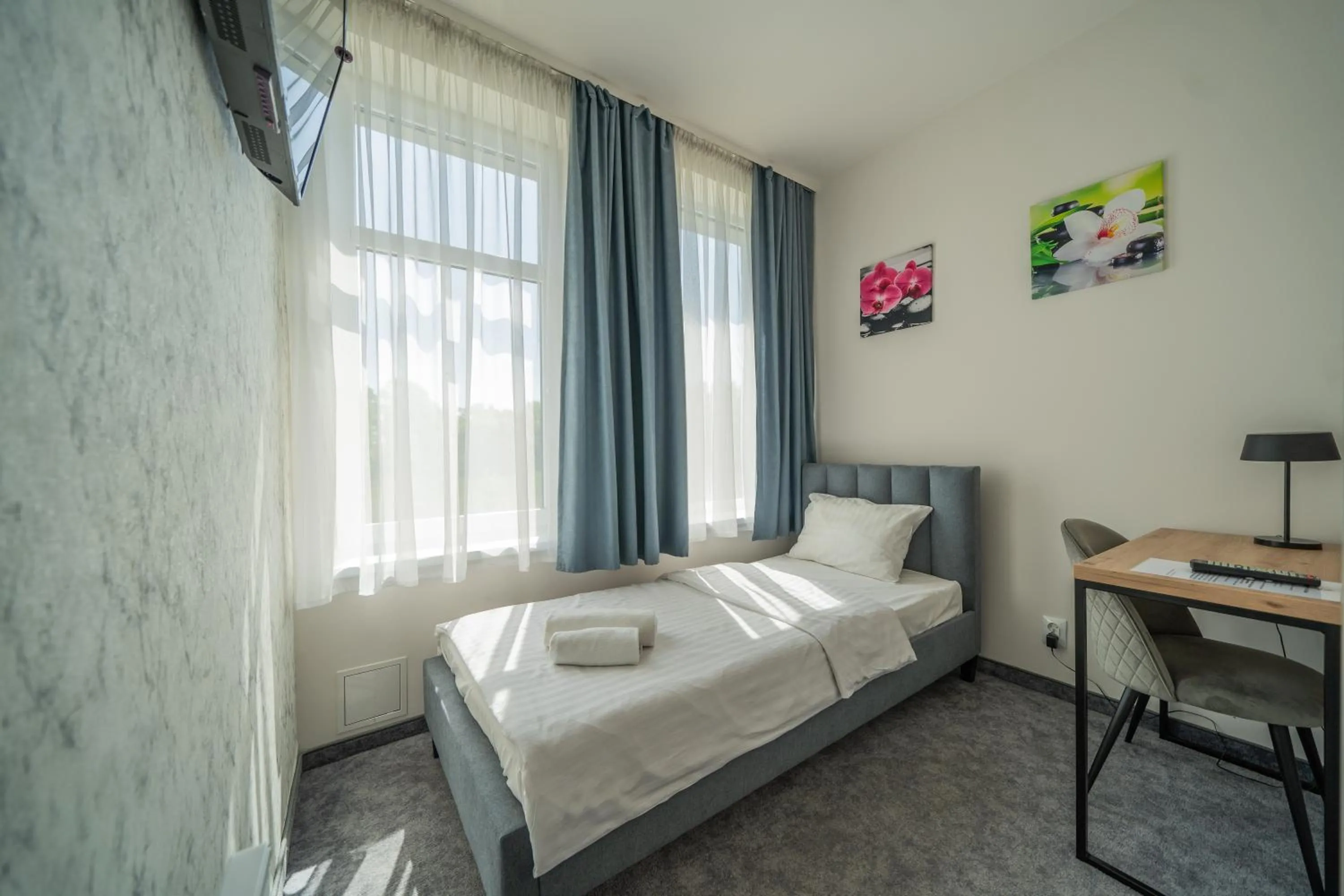Photo of the whole room, Bed in Kelman Inn Global Nowa Sól