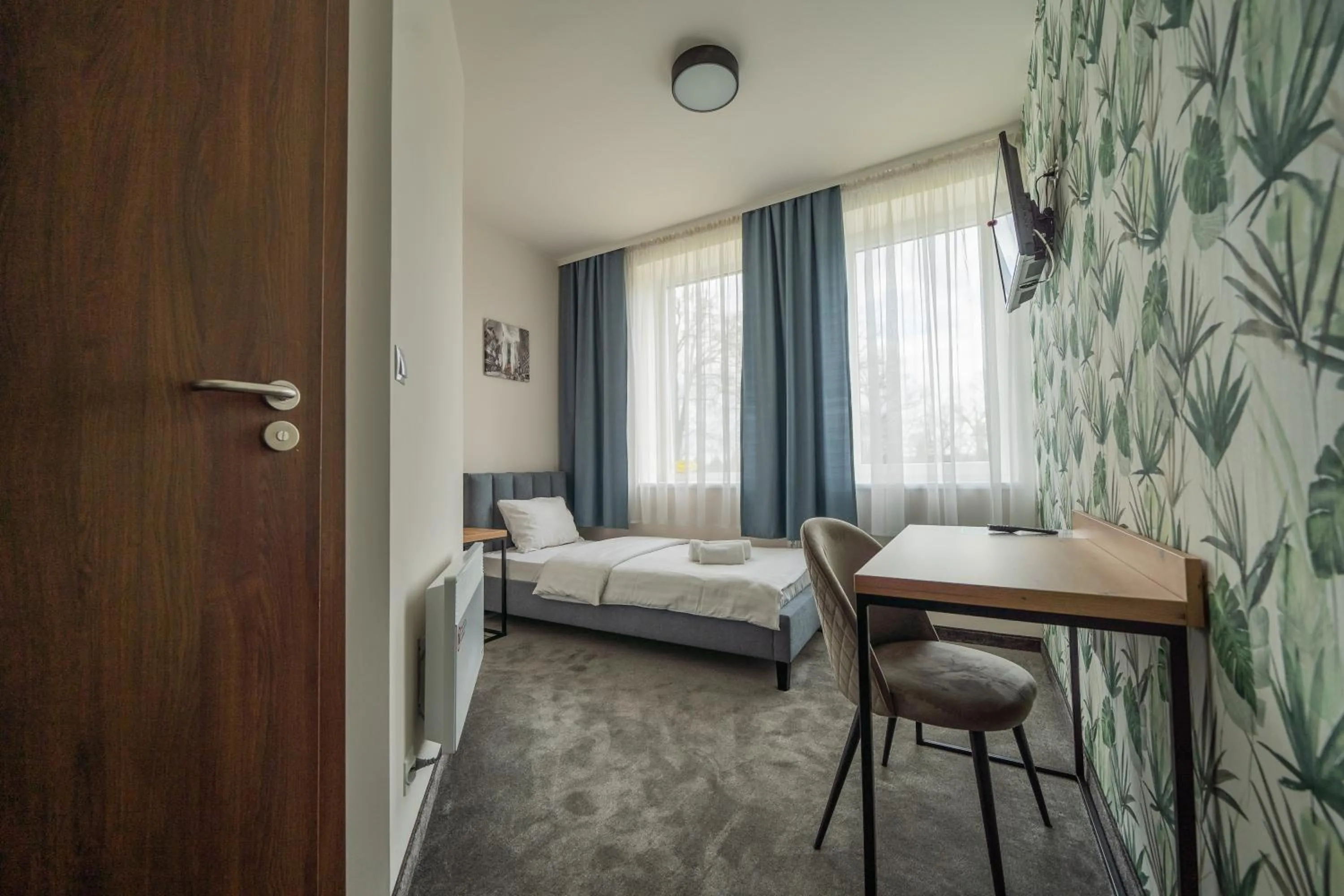 Photo of the whole room, Bed in Kelman Inn Global Nowa Sól