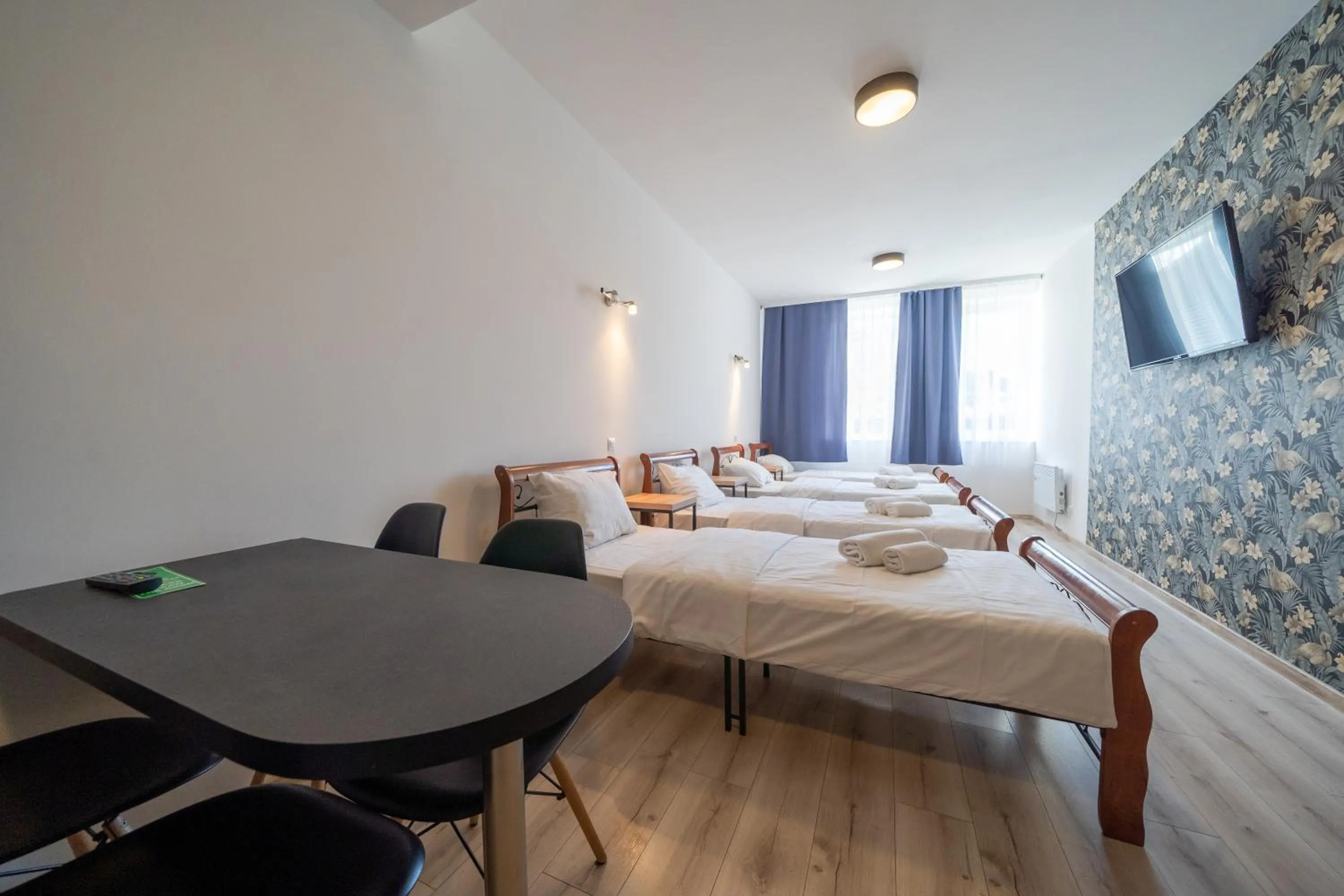Photo of the whole room, Bed in Kelman Inn Global Nowa Sól