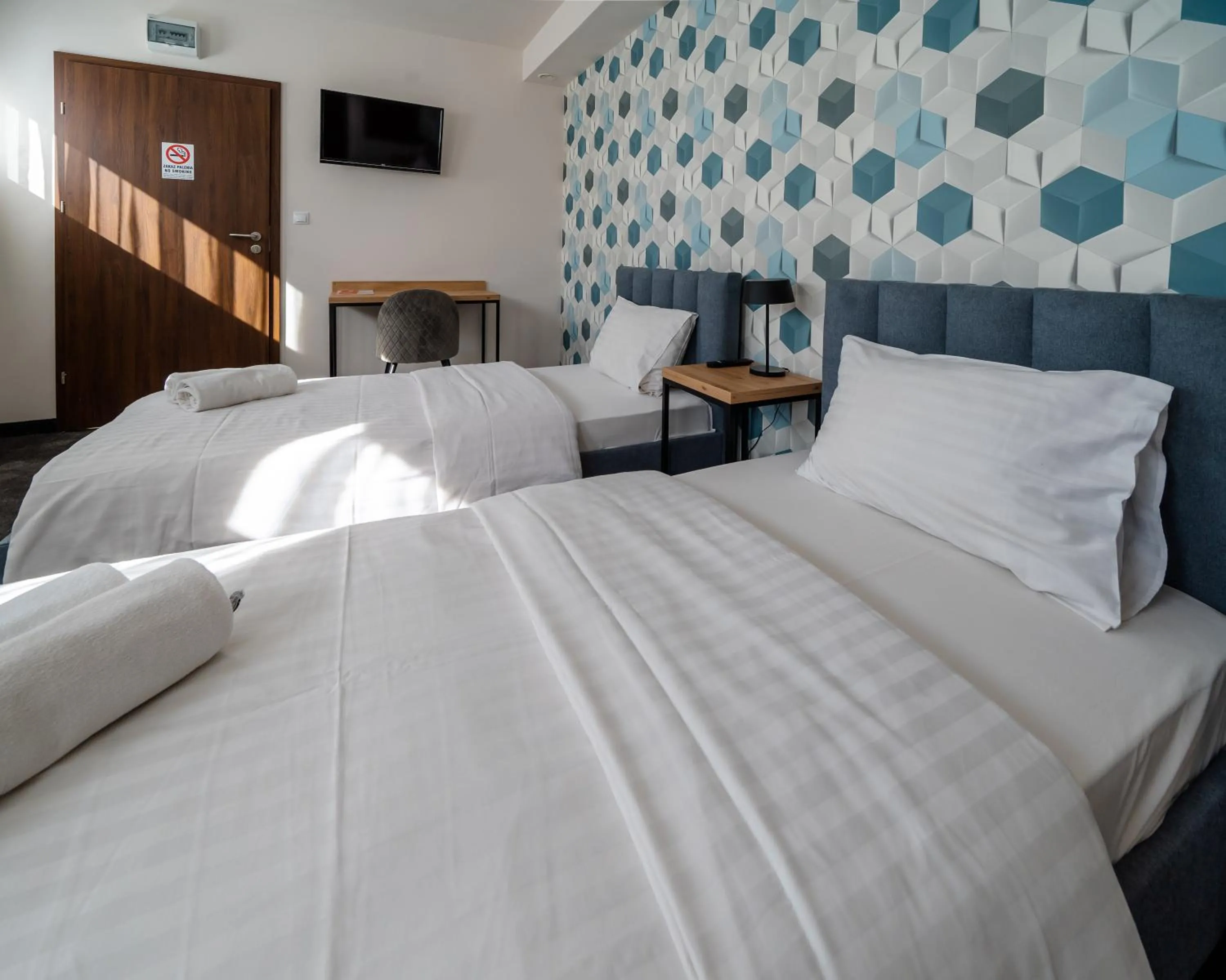 Photo of the whole room, Bed in Kelman Inn Global Nowa Sól