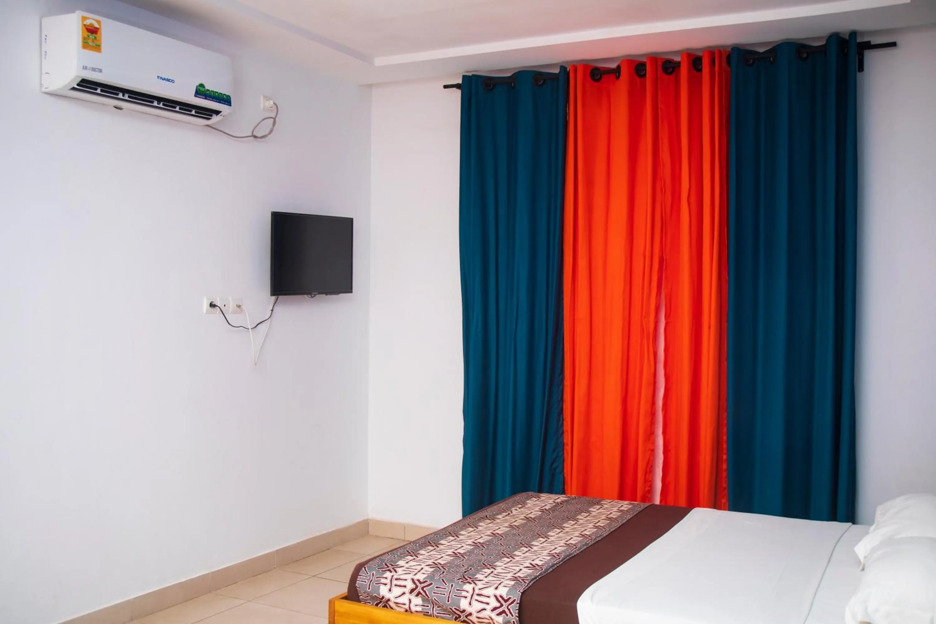 Bed in Hotel le Pelican