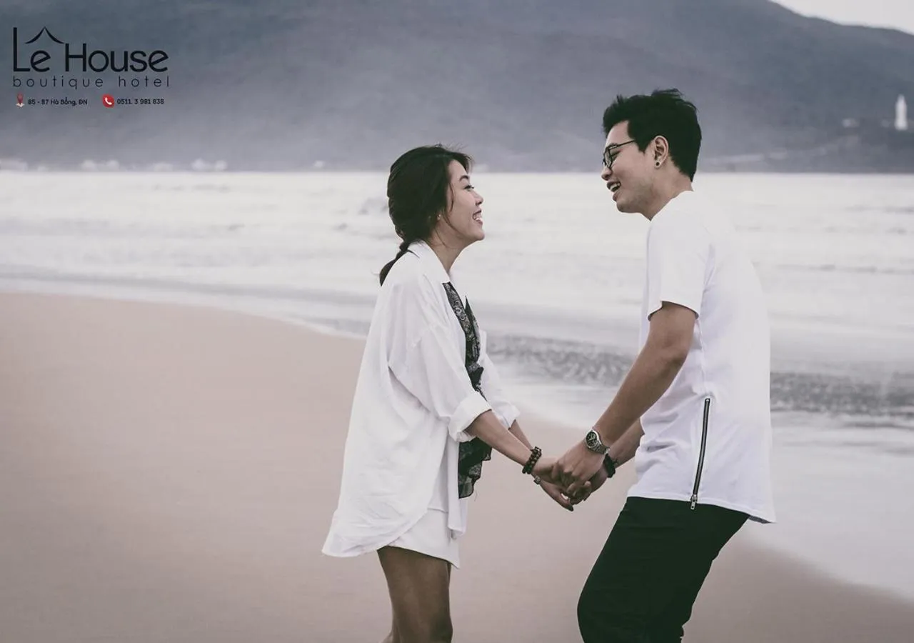 People in Le House Boutique Hotel - 100m to the beach