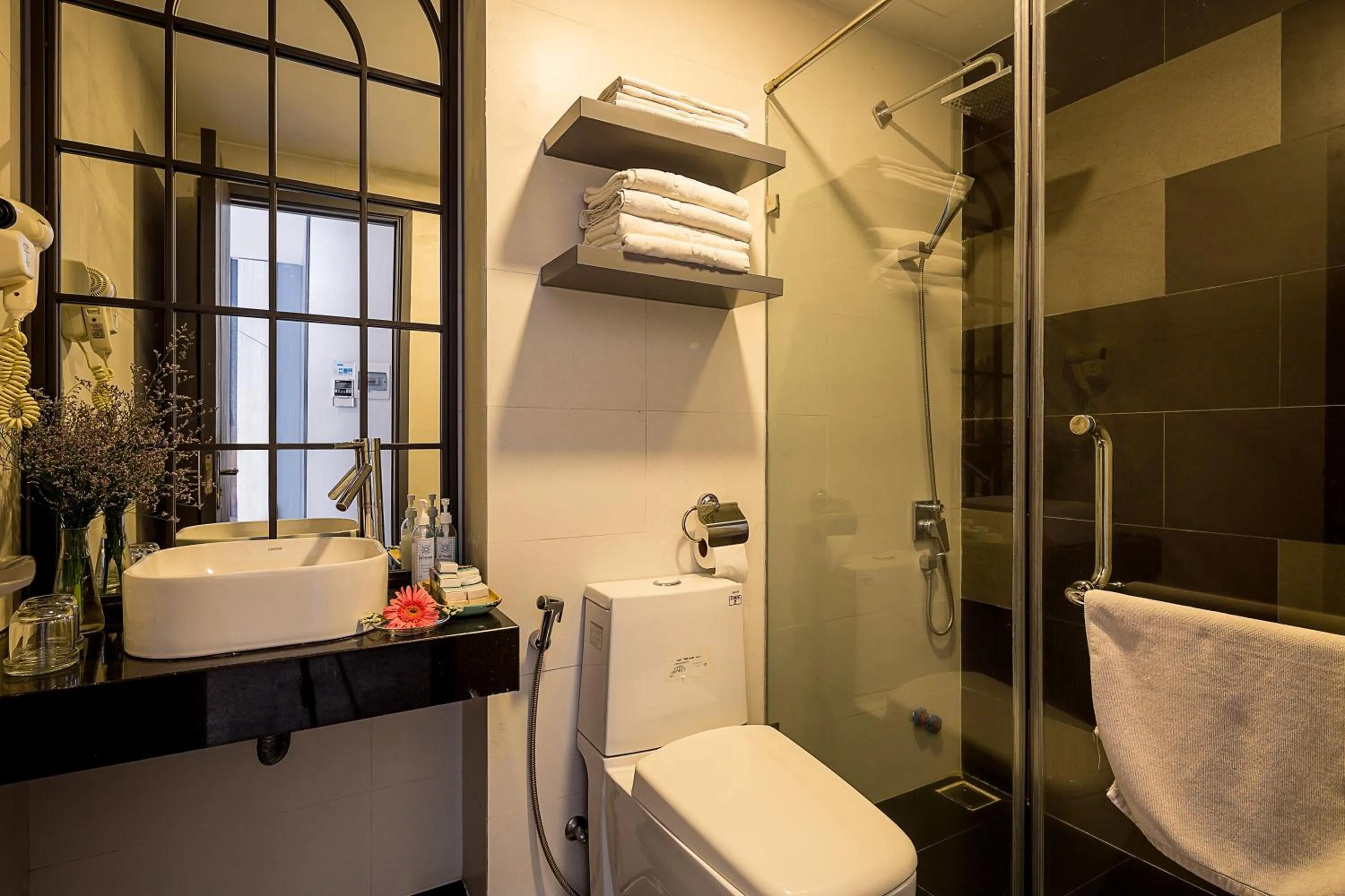 Bathroom in Le House Boutique Hotel - 100m to the beach