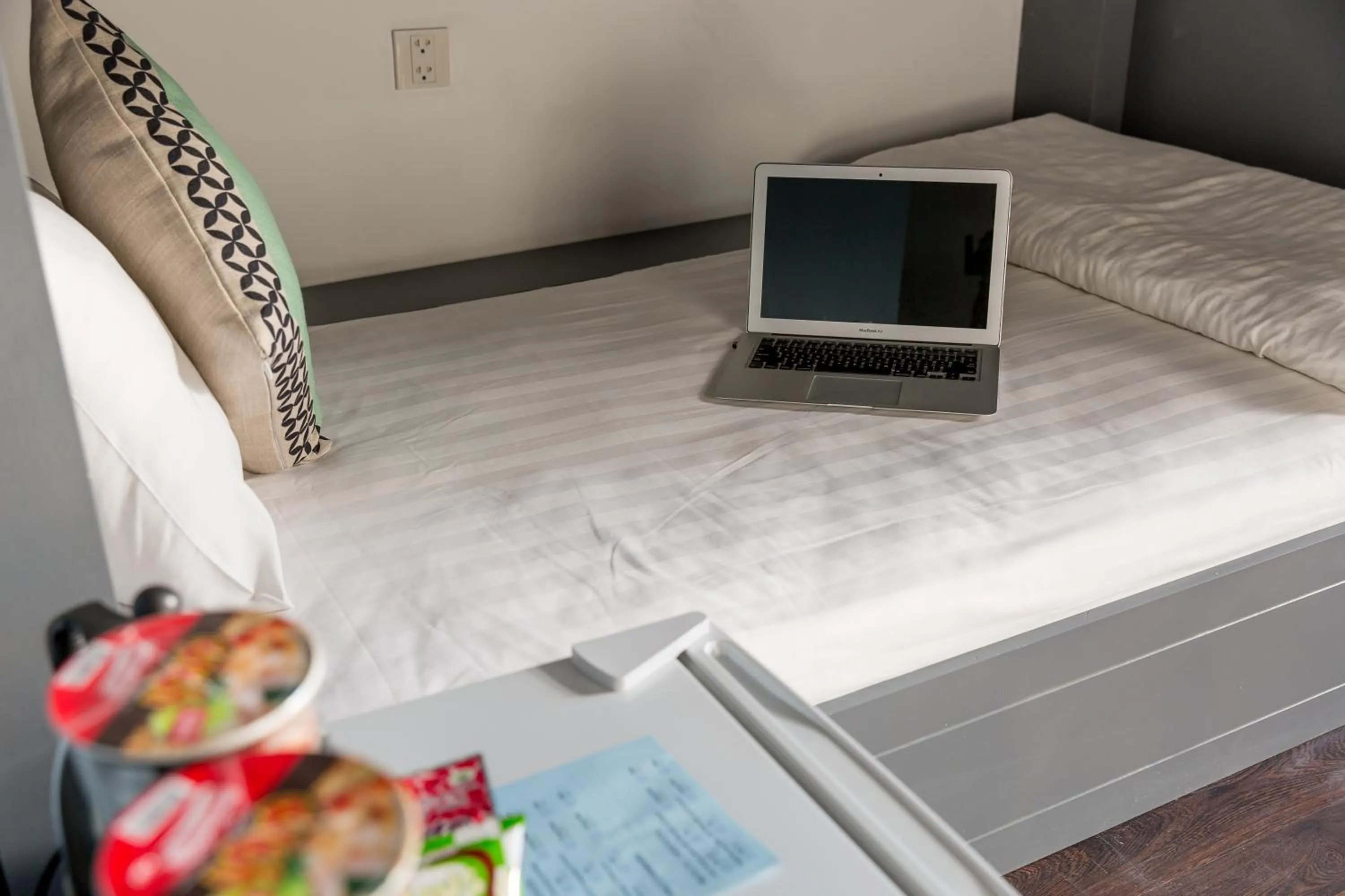 Bed in Le House Boutique Hotel - 100m to the beach