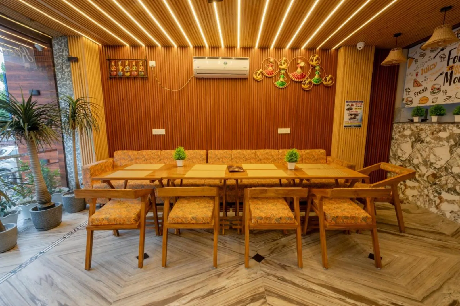 Seating area in Hotel Relax Inn Ganga Rishikesh