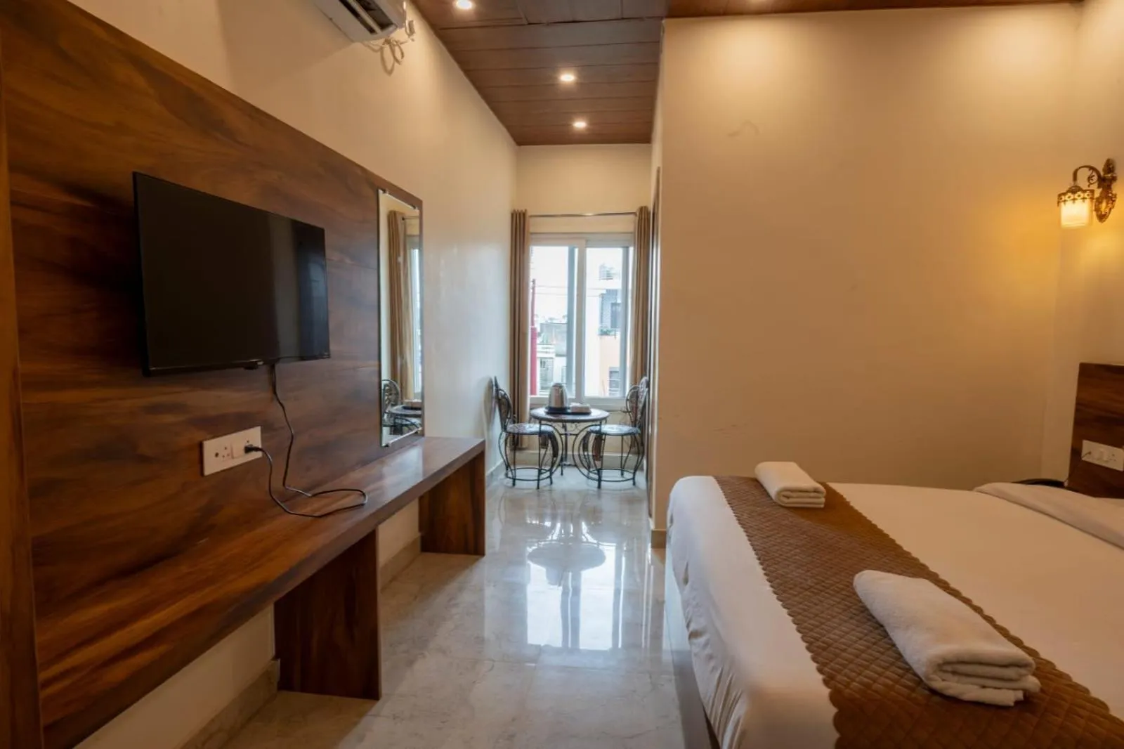 Bed in Hotel Relax Inn Ganga Rishikesh