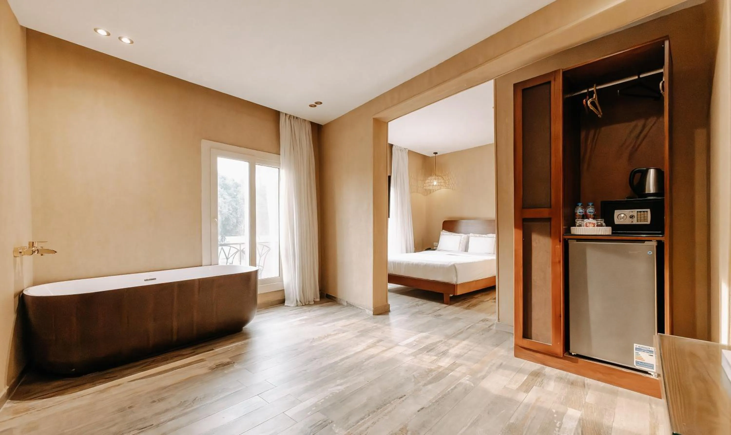 Superior King Suite in Almas Pyramids Hotel