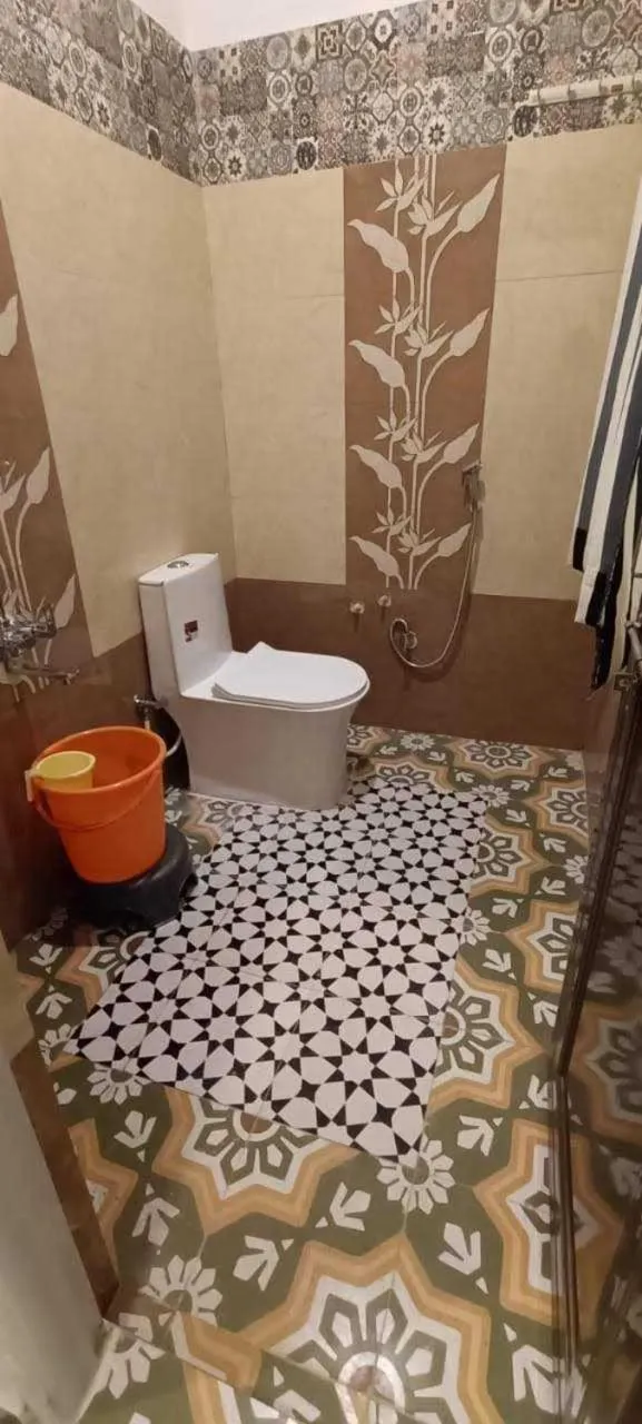 View lake village boutique