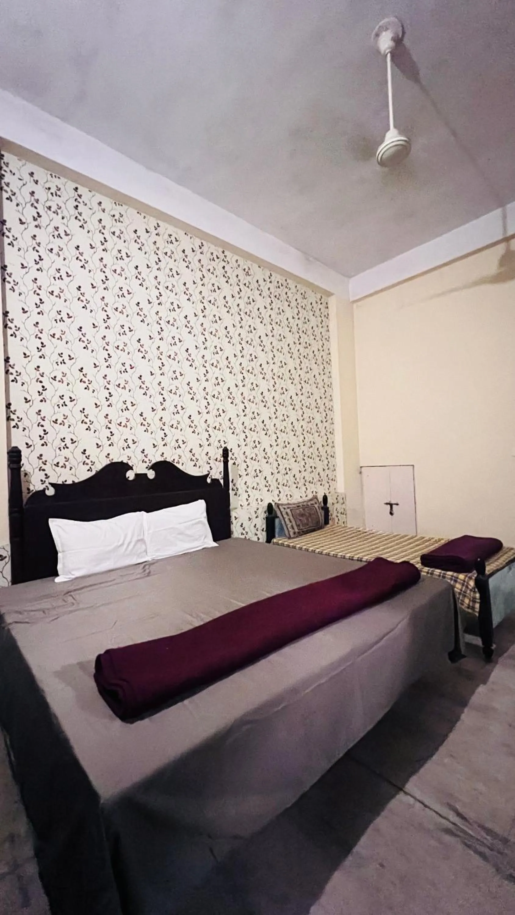 Bed in View lake village boutique