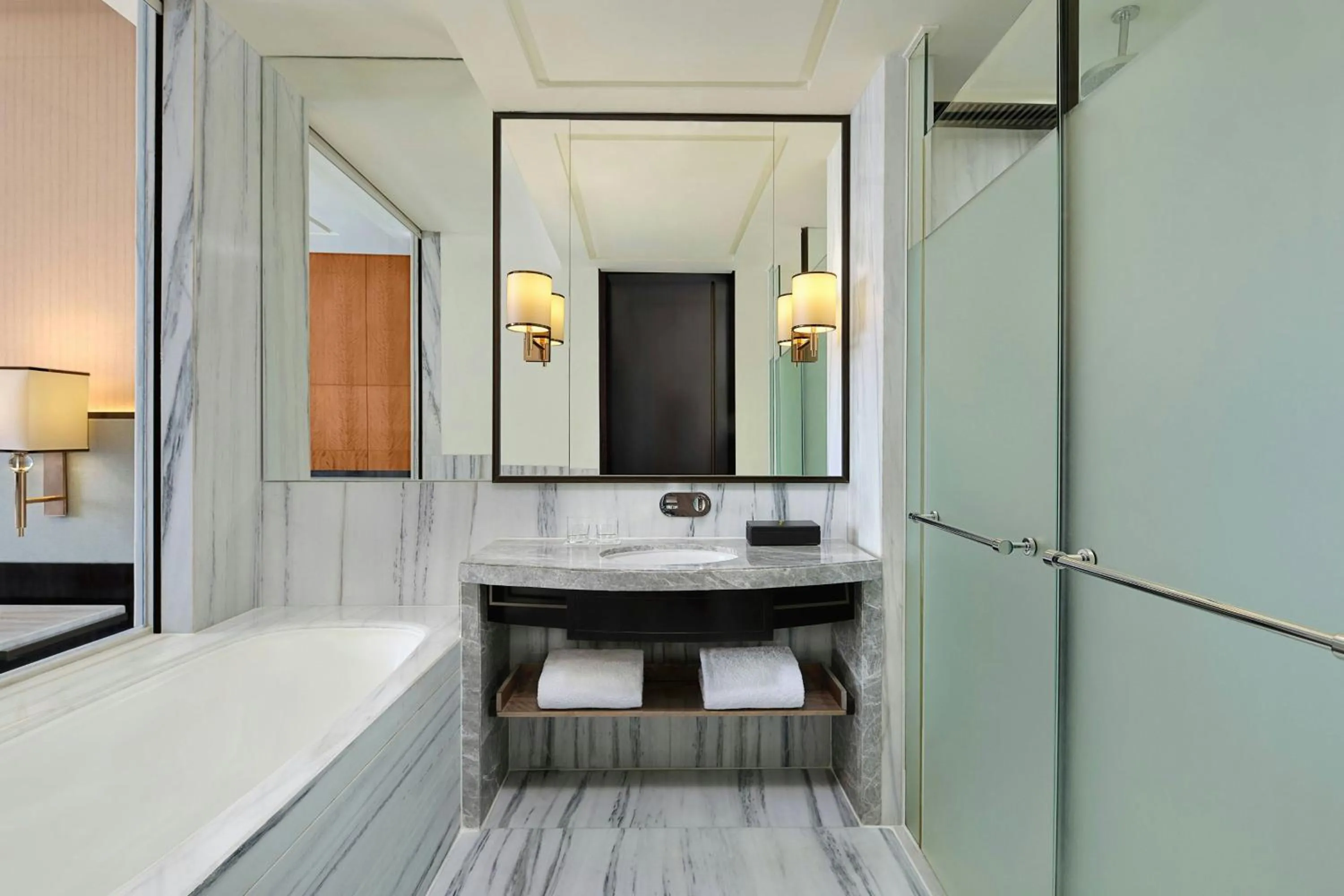 Bathroom, Bed in Sheraton Grand Jakarta Gandaria City Hotel