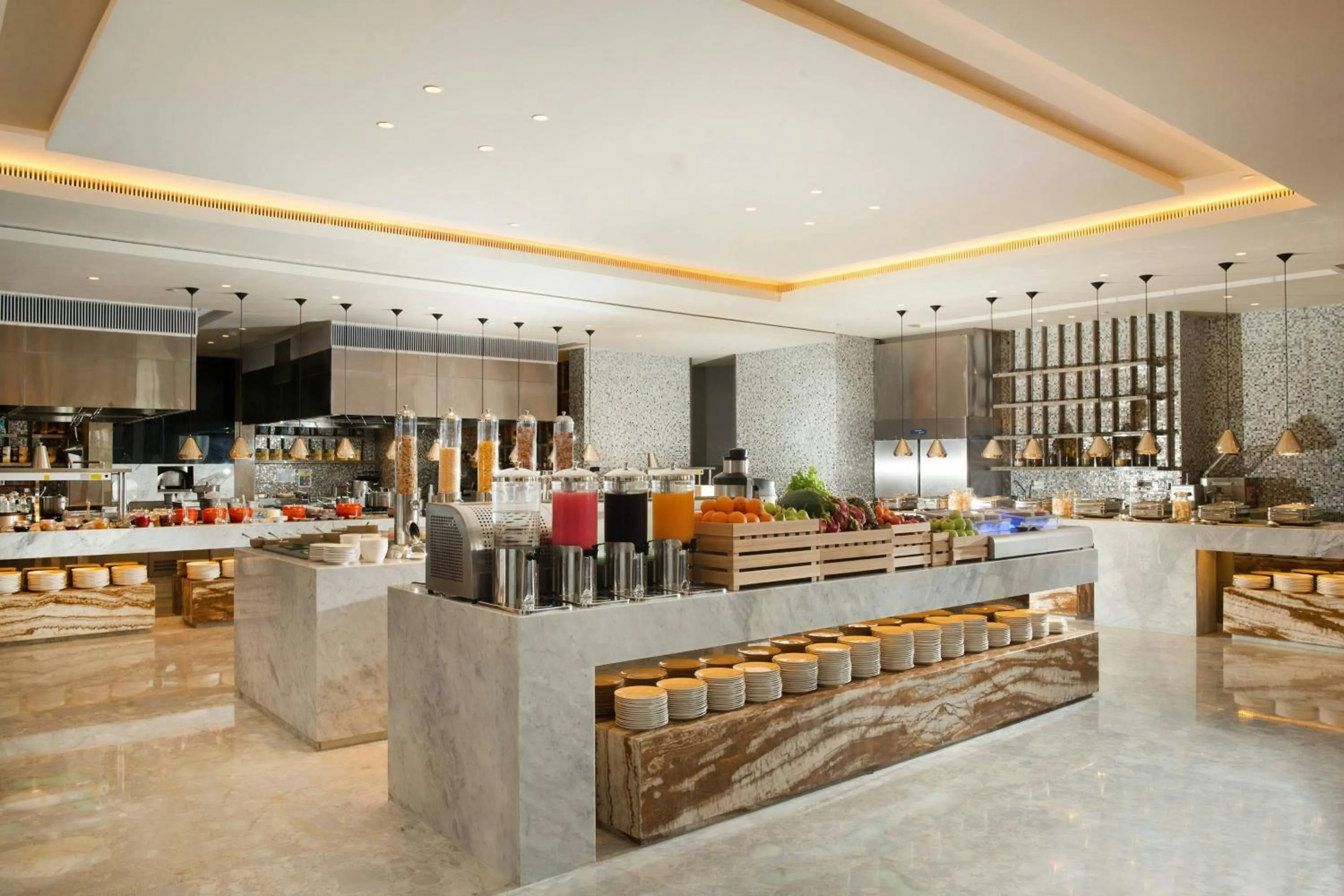 Restaurant/places to eat in Sheraton Grand Jakarta Gandaria City Hotel