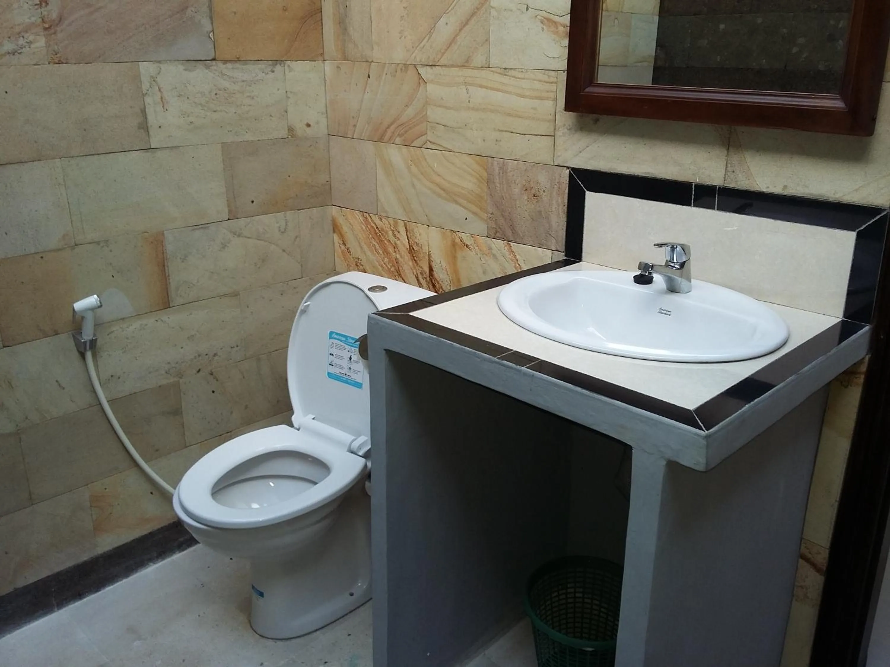 Bathroom in Puri Batu Inn