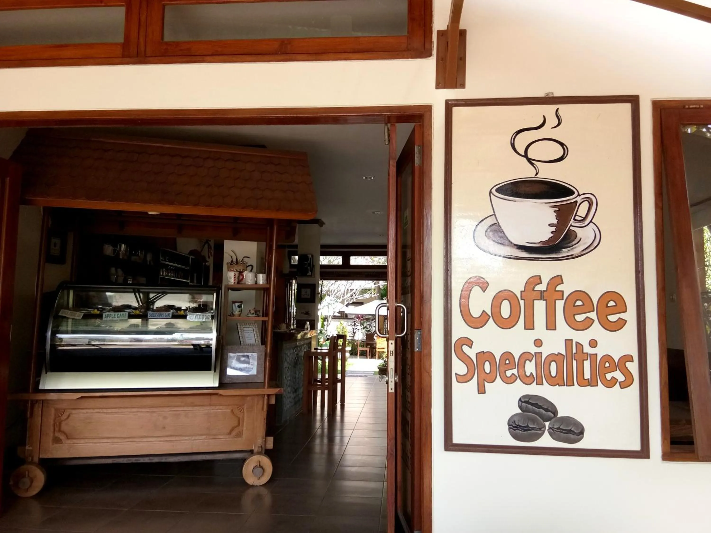 Coffee/tea facilities in Puri Batu Inn