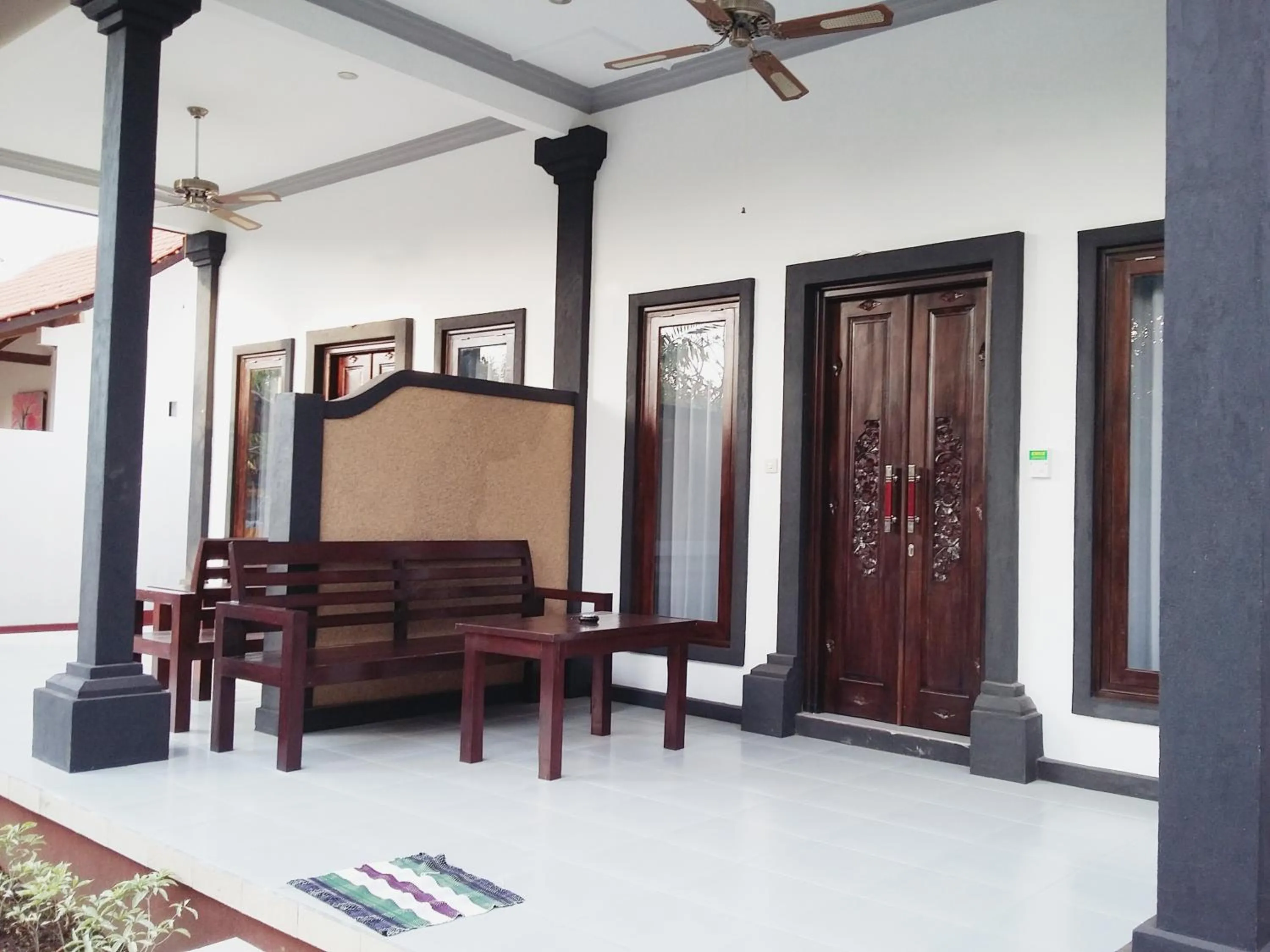 Balcony/Terrace in Puri Batu Inn