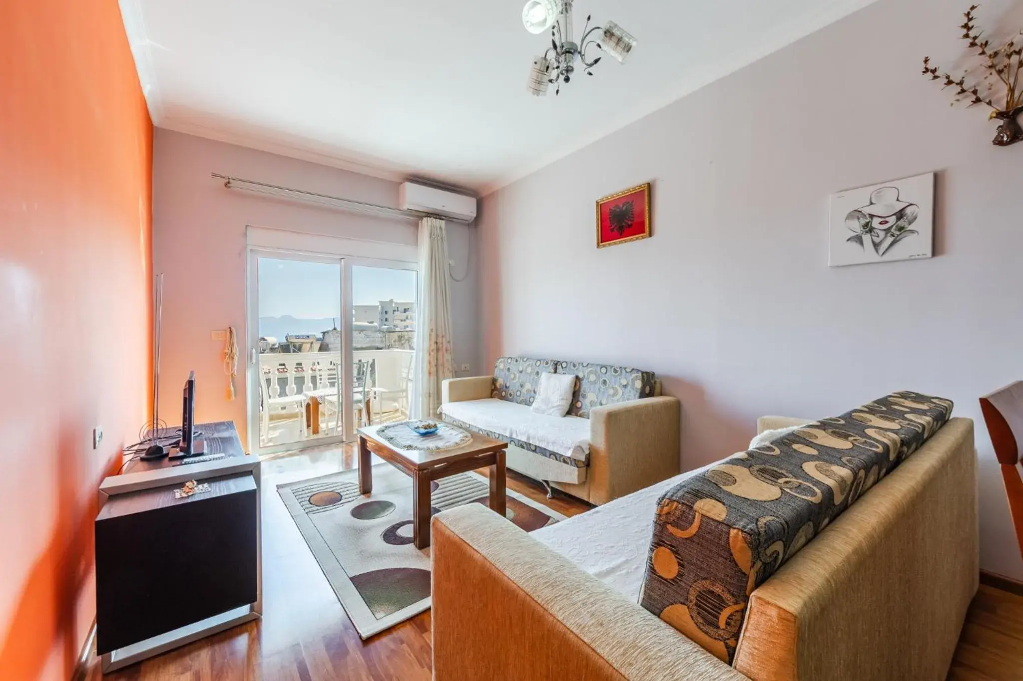 Urban Sea Escape by PikHost Urban Sea Escape by PikHost